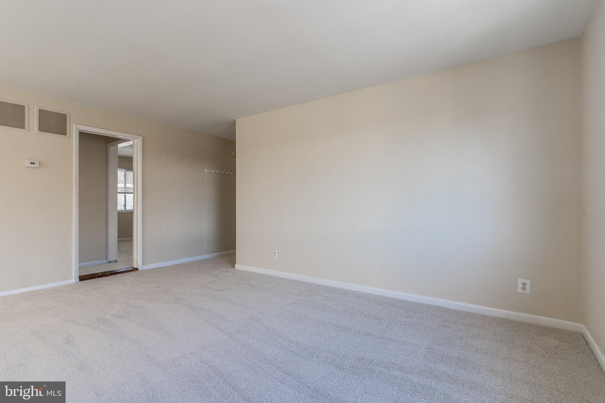 MAPLE VIEW PARK - Residential Lease