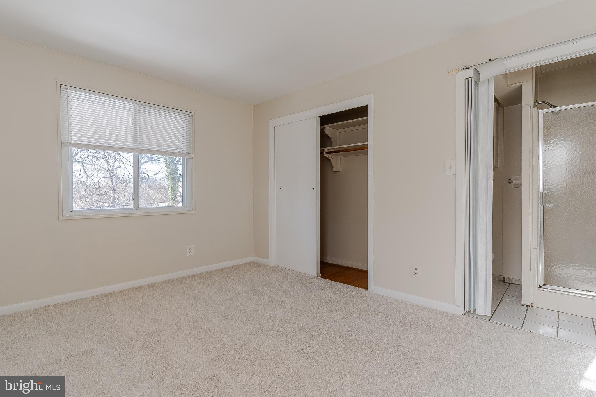 MAPLE VIEW PARK - Residential Lease