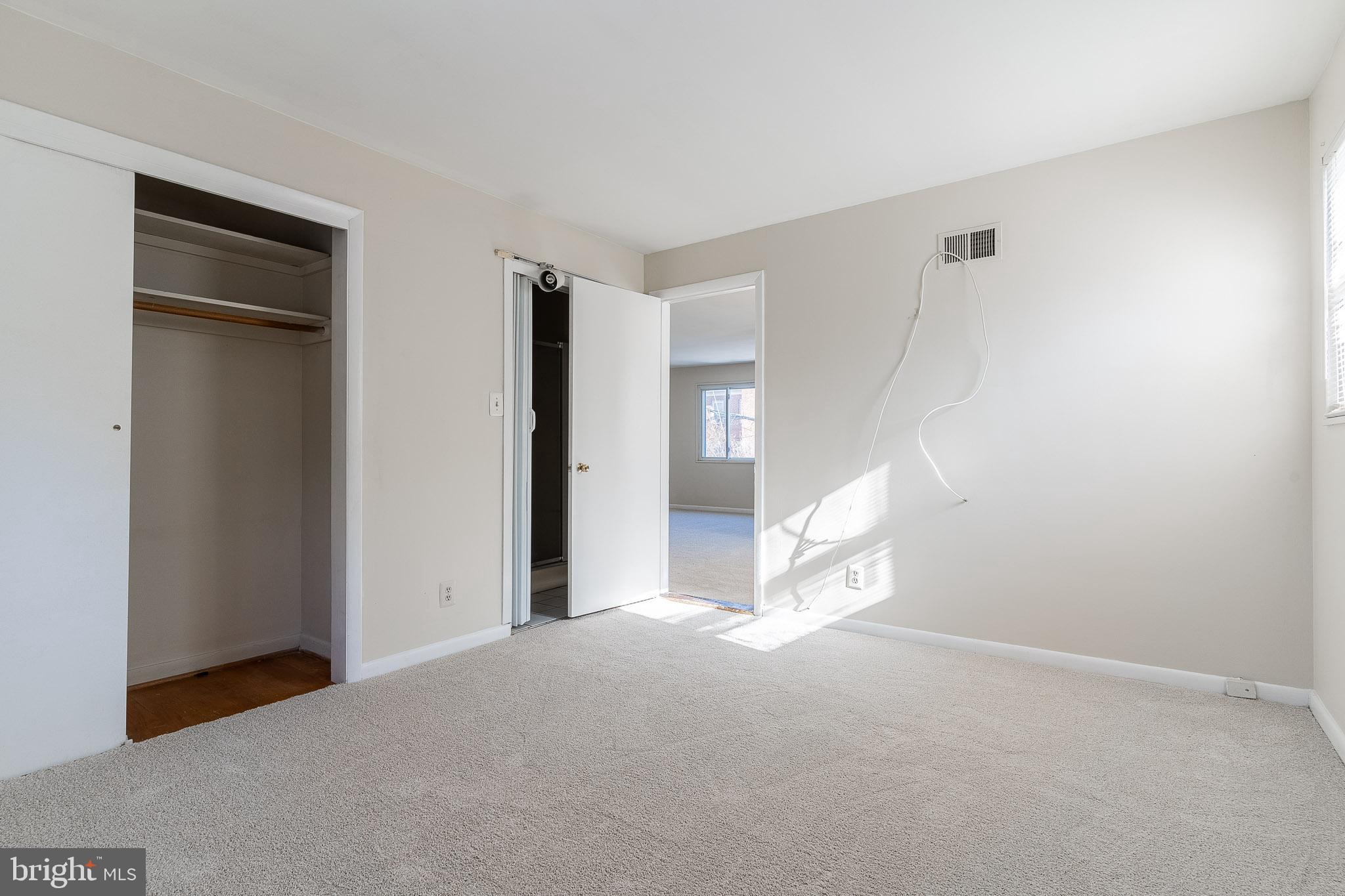 MAPLE VIEW PARK - Residential Lease