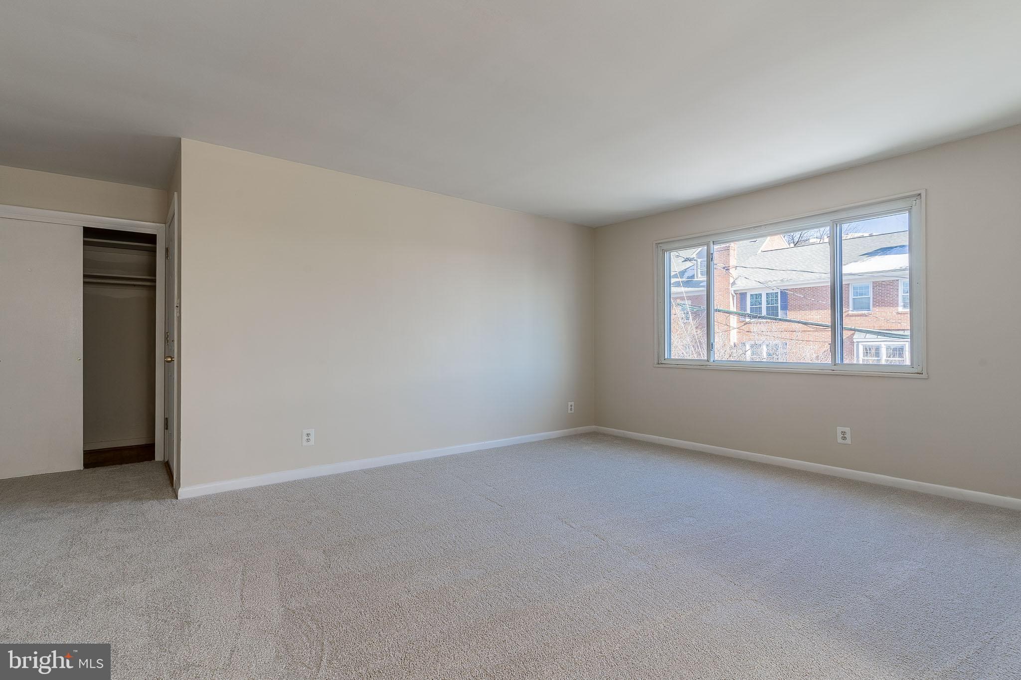 MAPLE VIEW PARK - Residential Lease