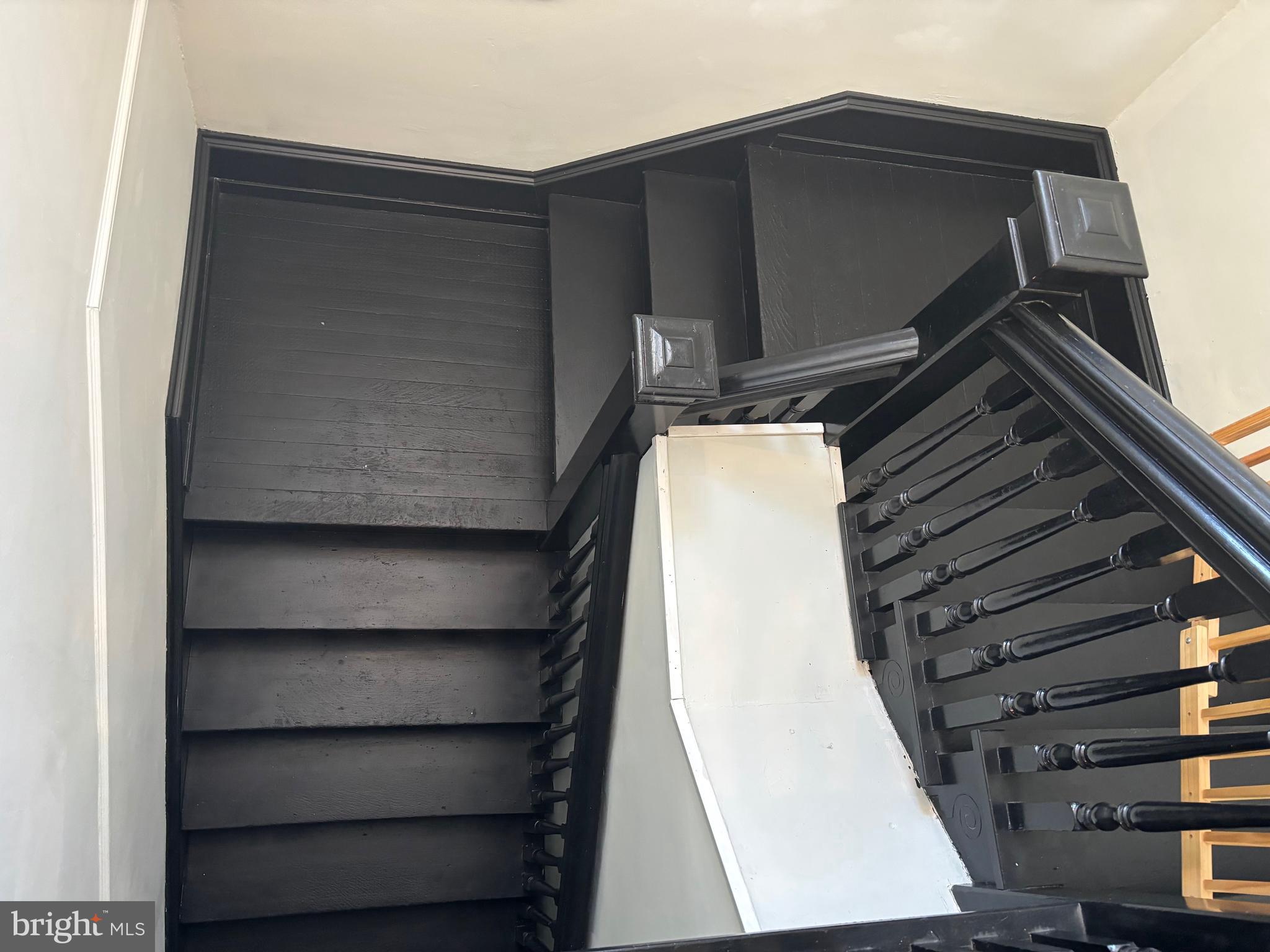 HISTORIC DISTRICT - Residential Lease