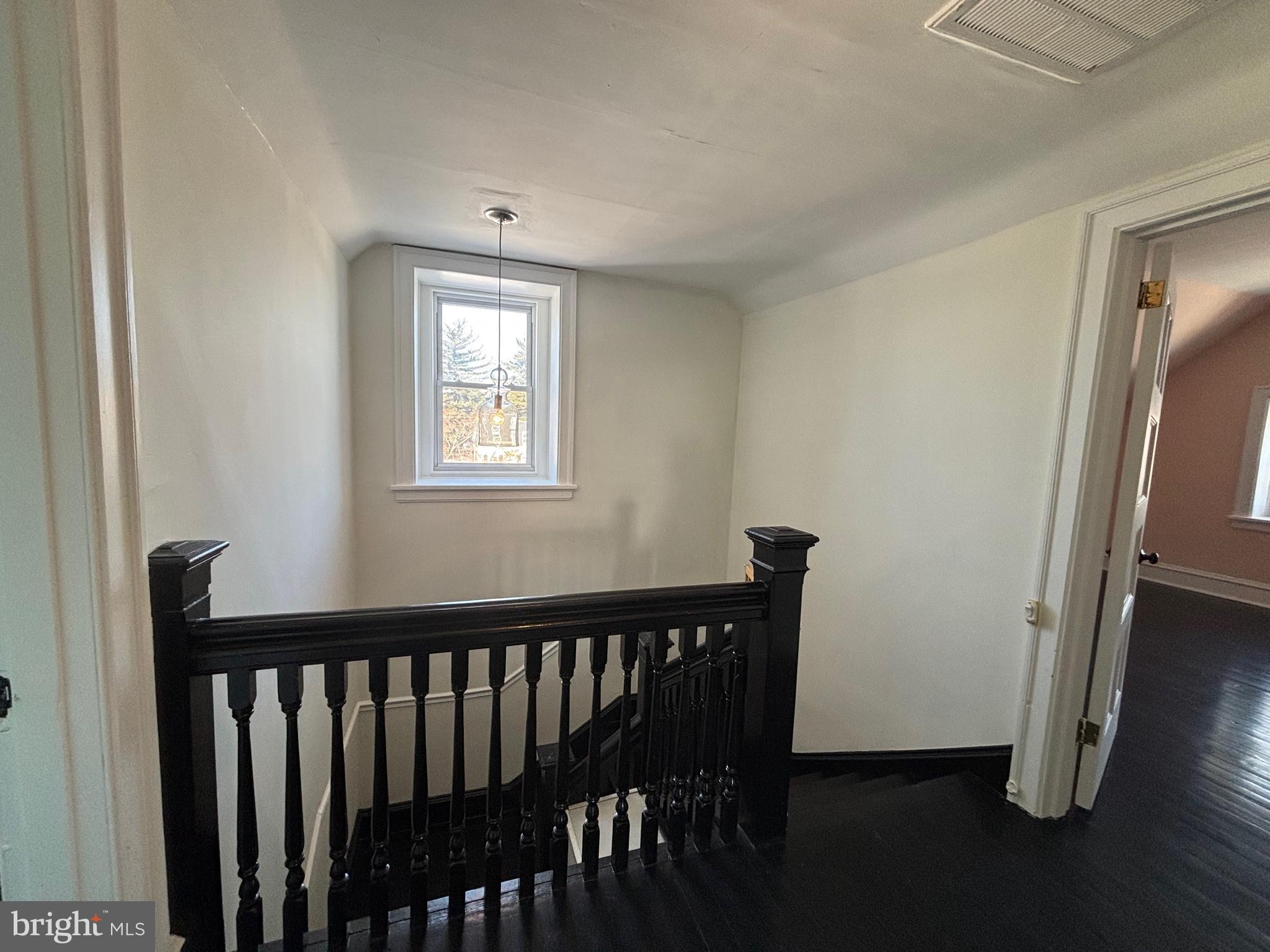 HISTORIC DISTRICT - Residential Lease