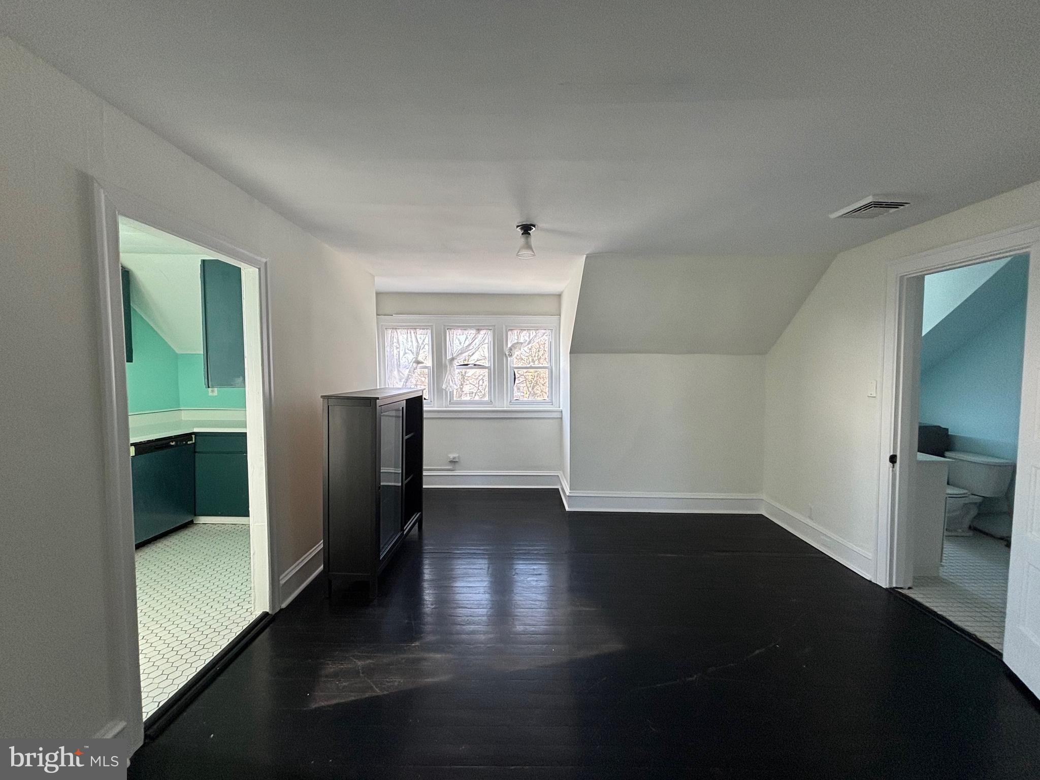 HISTORIC DISTRICT - Residential Lease