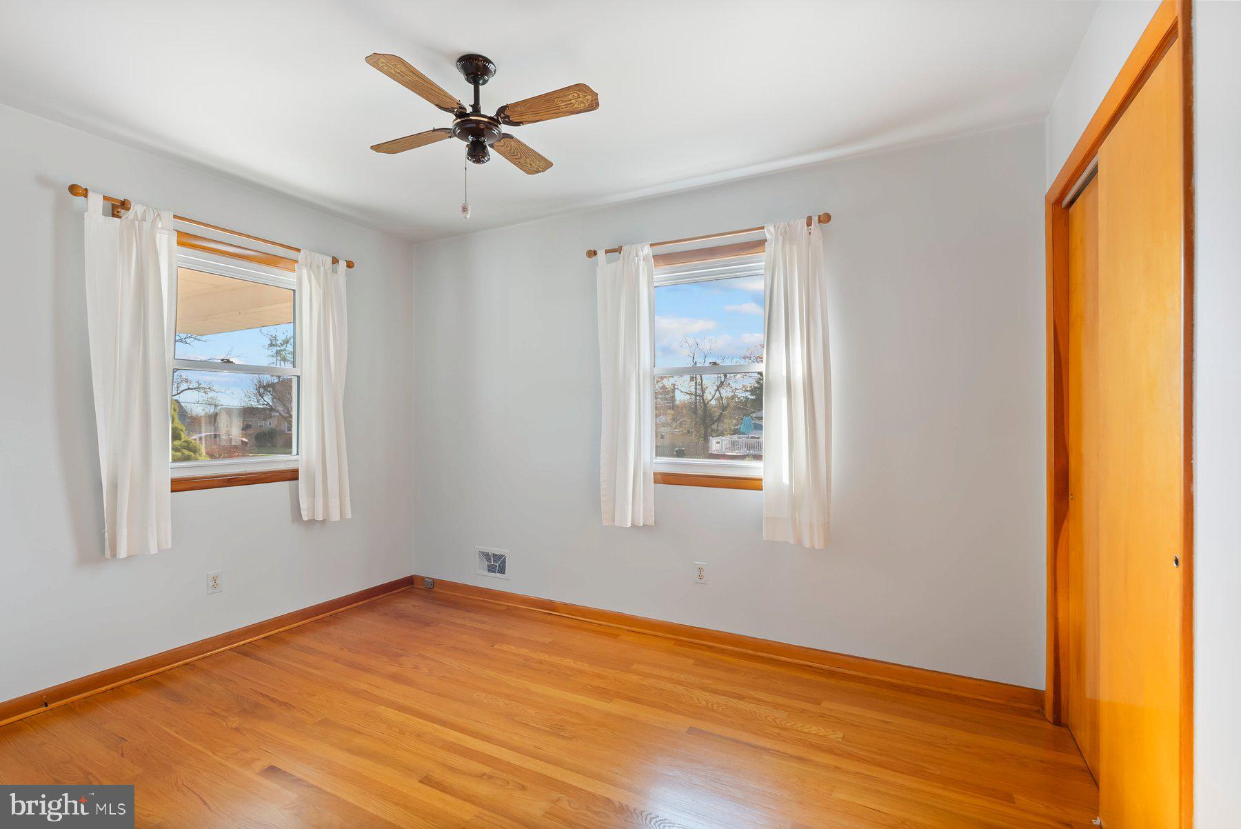 OVERMONT PARK - Residential