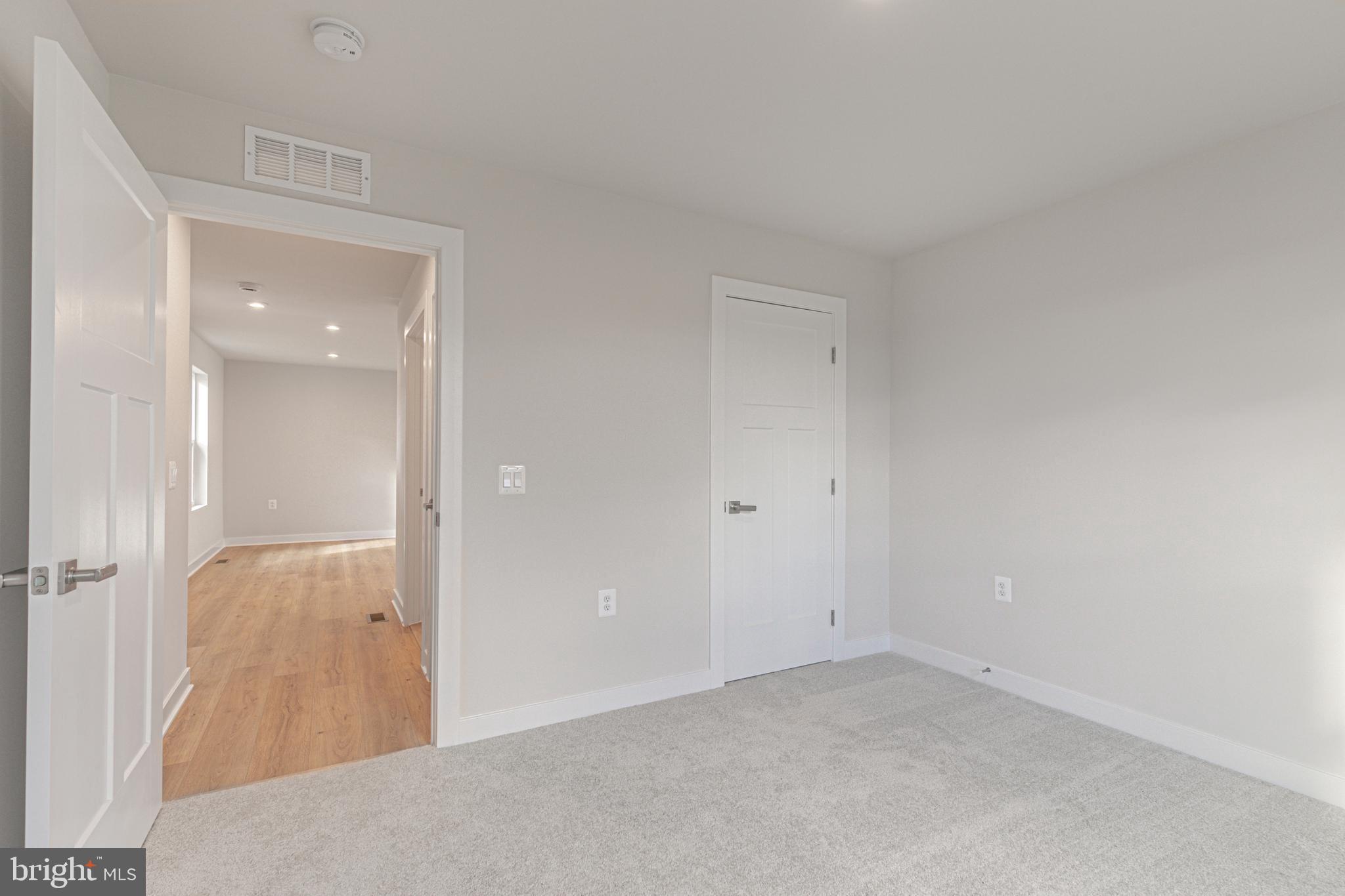 SOUTH BROOK - Residential