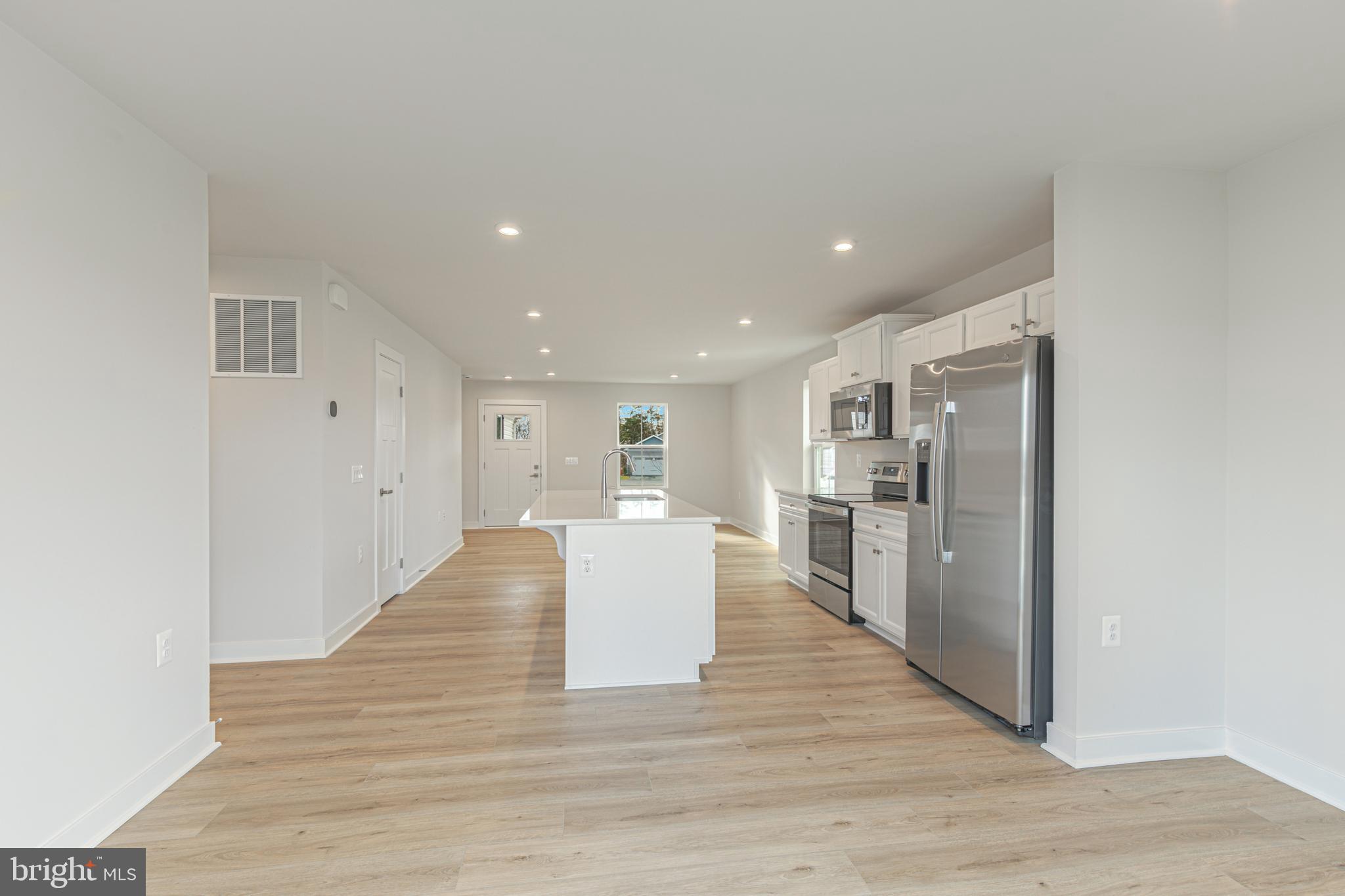 SOUTH BROOK - Residential