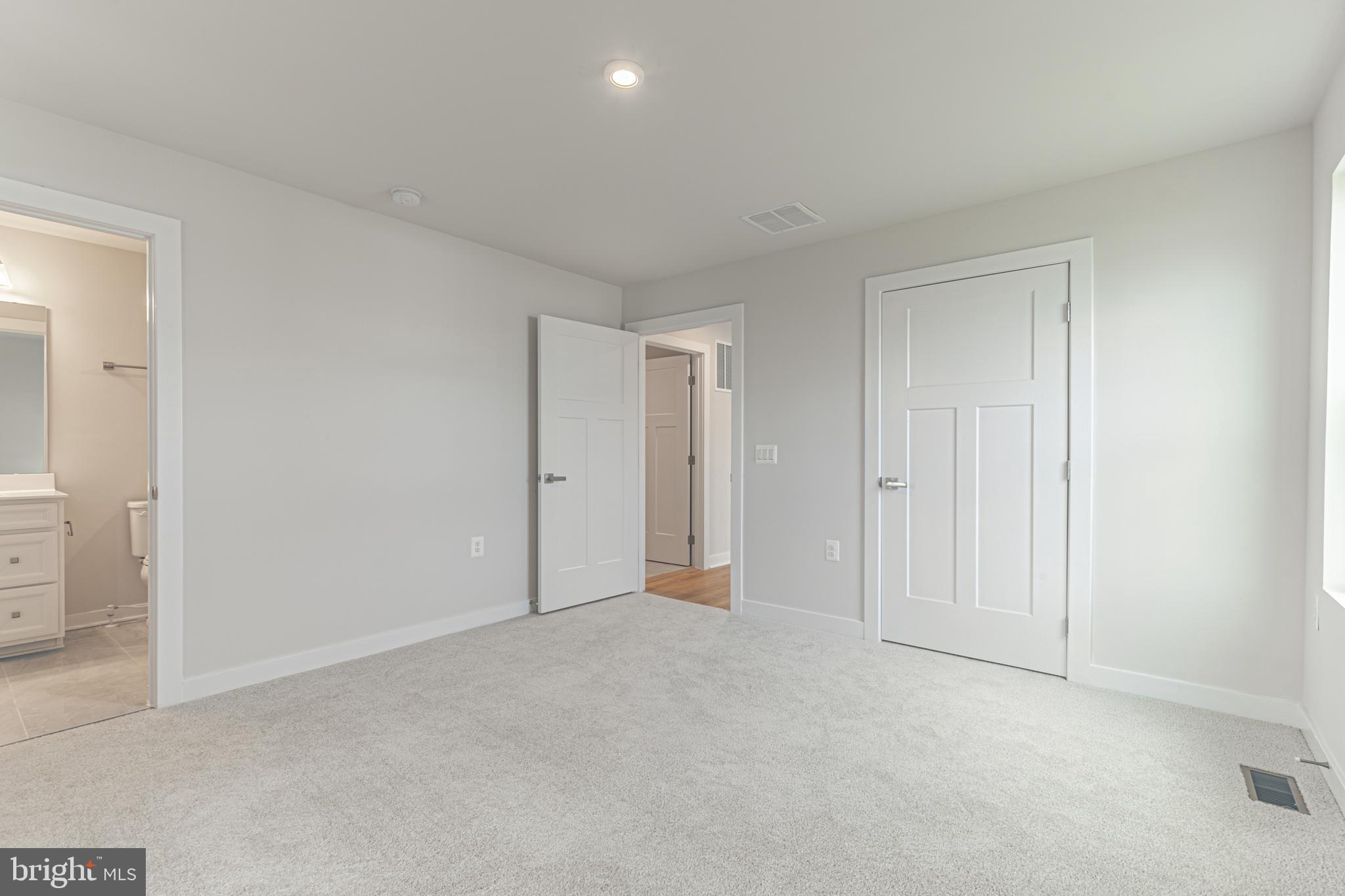 SOUTH BROOK - Residential