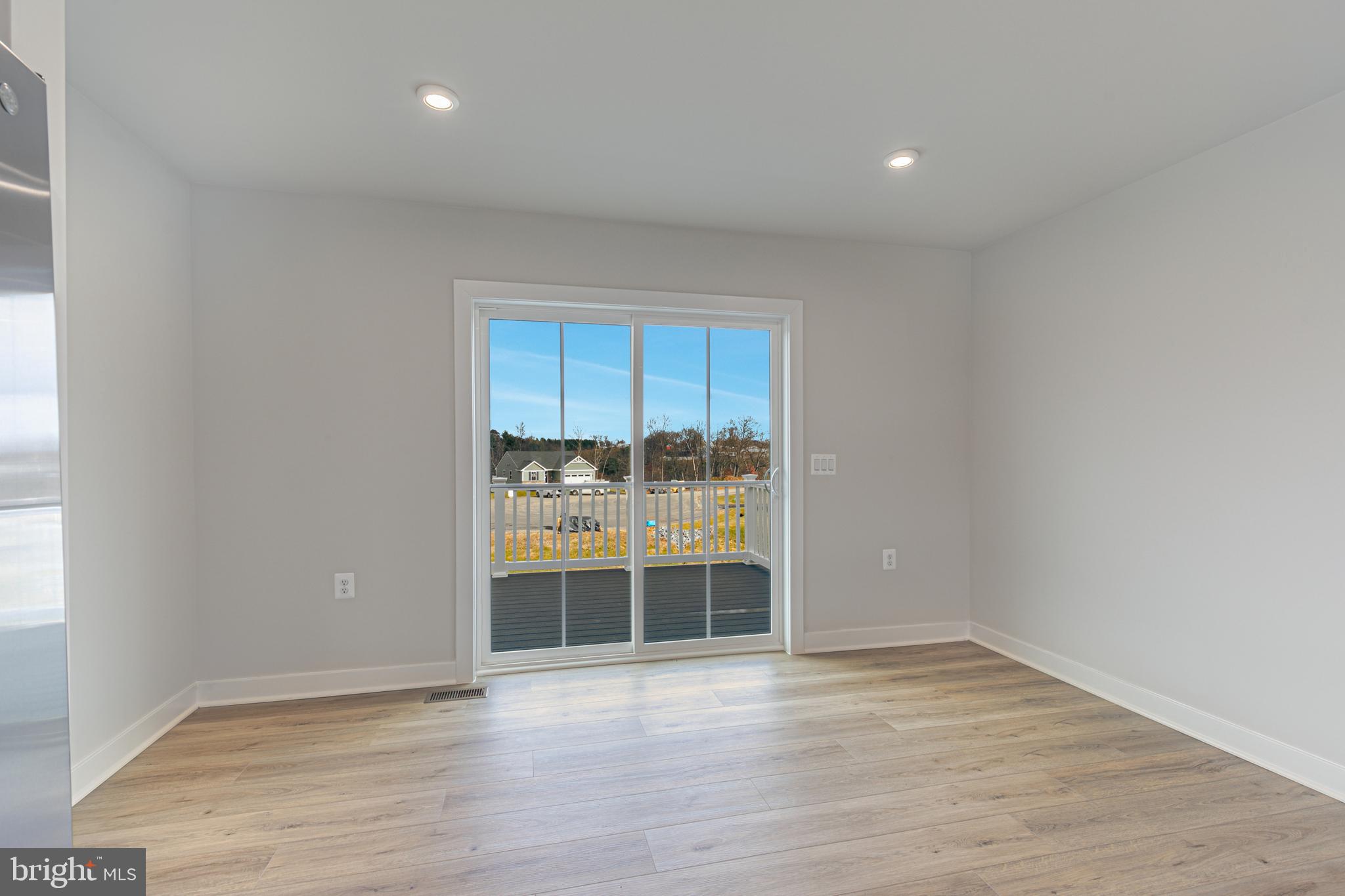 SOUTH BROOK - Residential