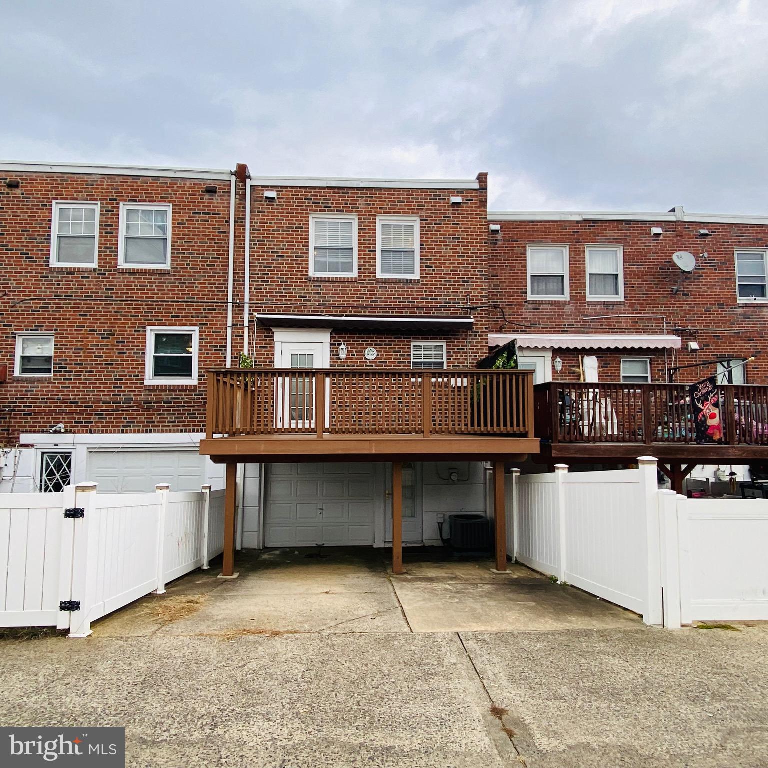HOLMESBURG - Residential