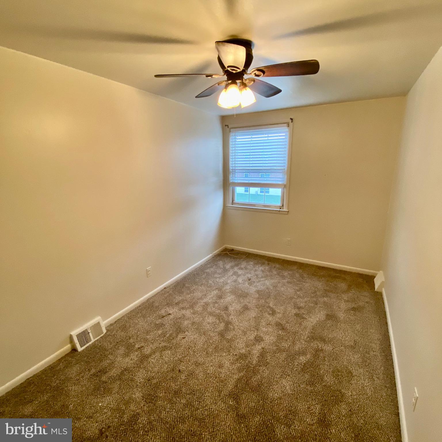 HOLMESBURG - Residential