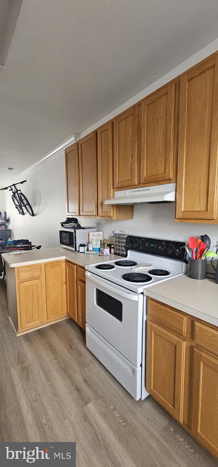 LAKELANDS - Residential Lease