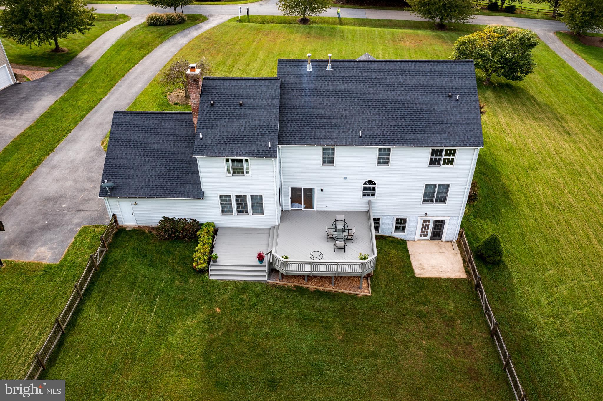 HOLBROOK HEIGHTS - Residential