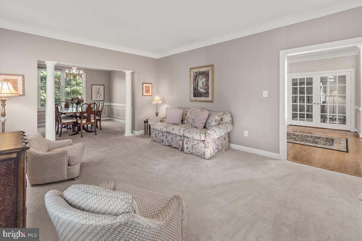 HOLBROOK HEIGHTS - Residential