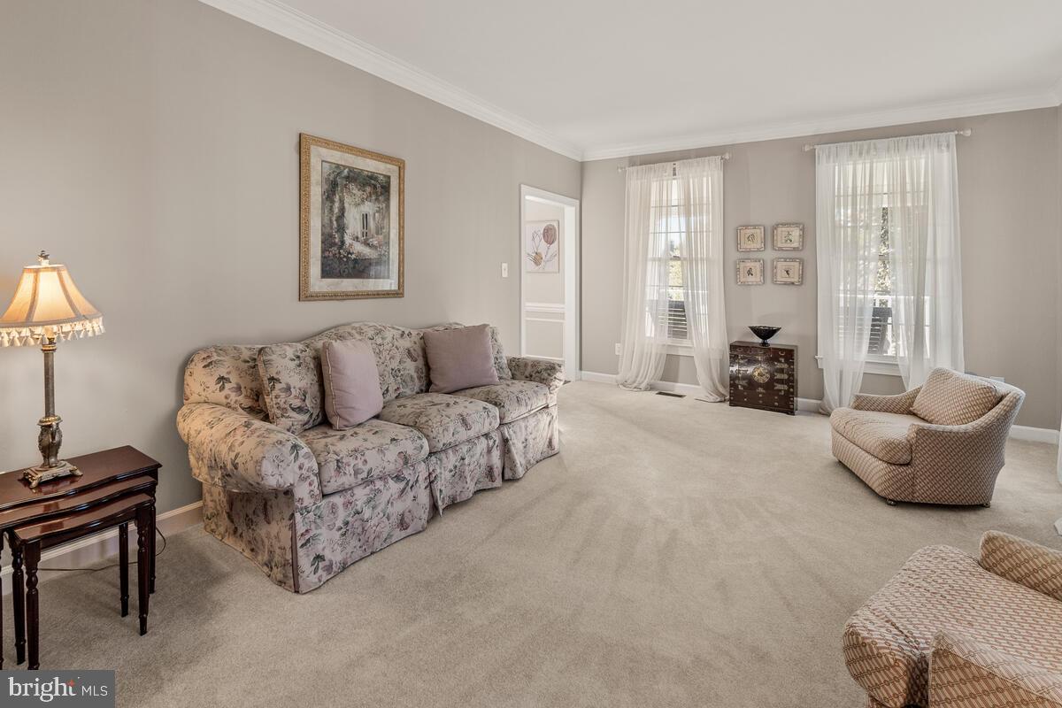 HOLBROOK HEIGHTS - Residential