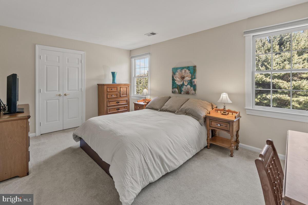 HOLBROOK HEIGHTS - Residential