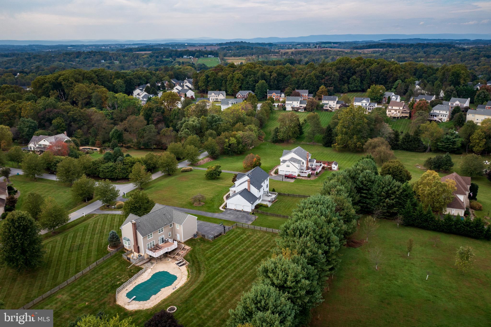 HOLBROOK HEIGHTS - Residential