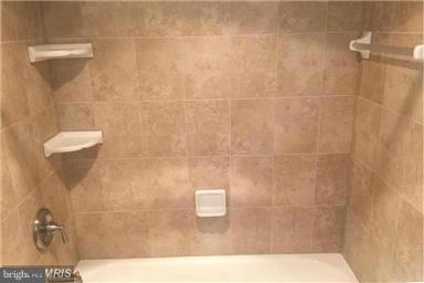 WOODBURN VILLAGE - Residential