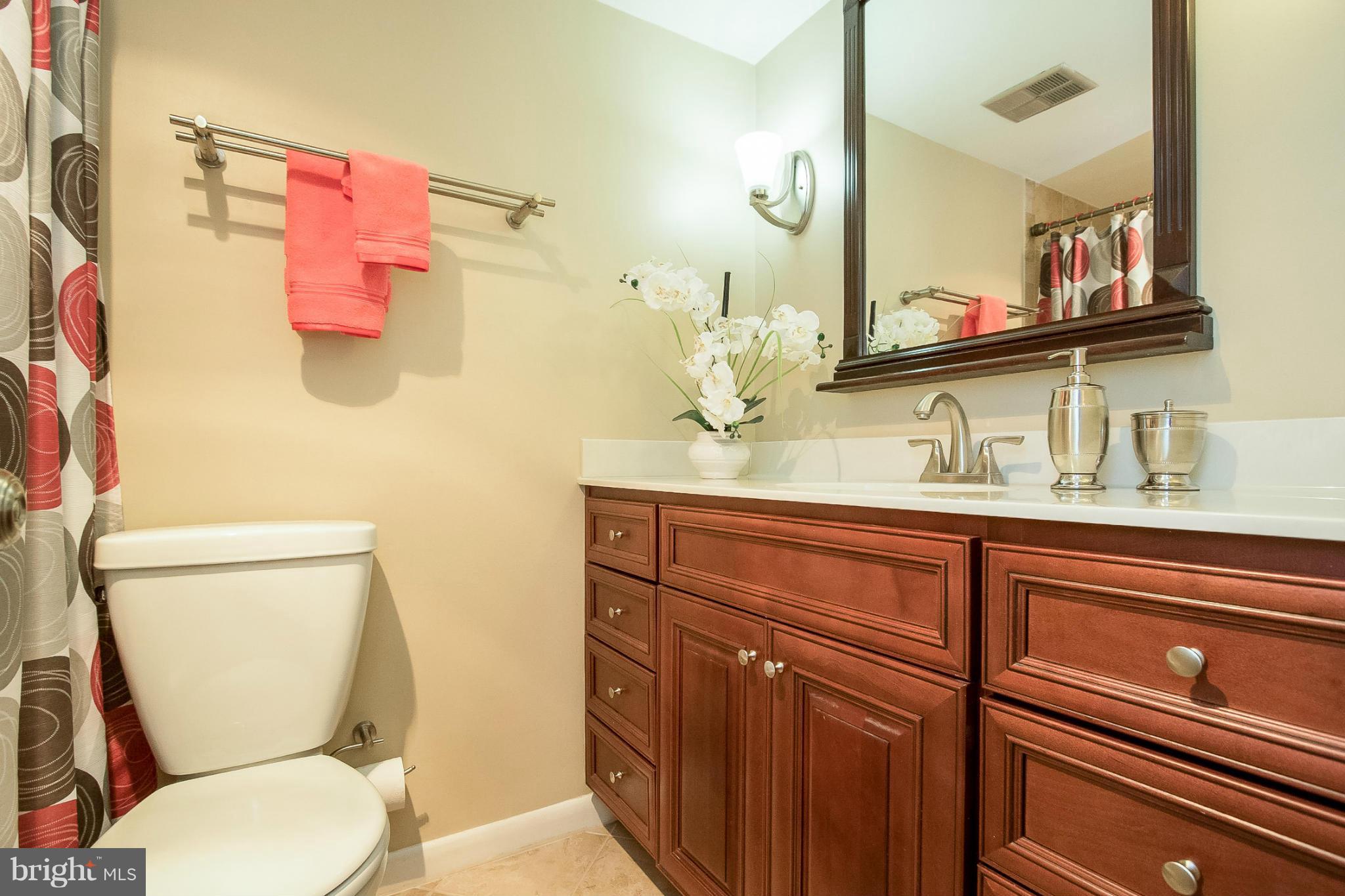 WOODBURN VILLAGE - Residential