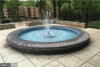 WOODBURN VILLAGE - Residential