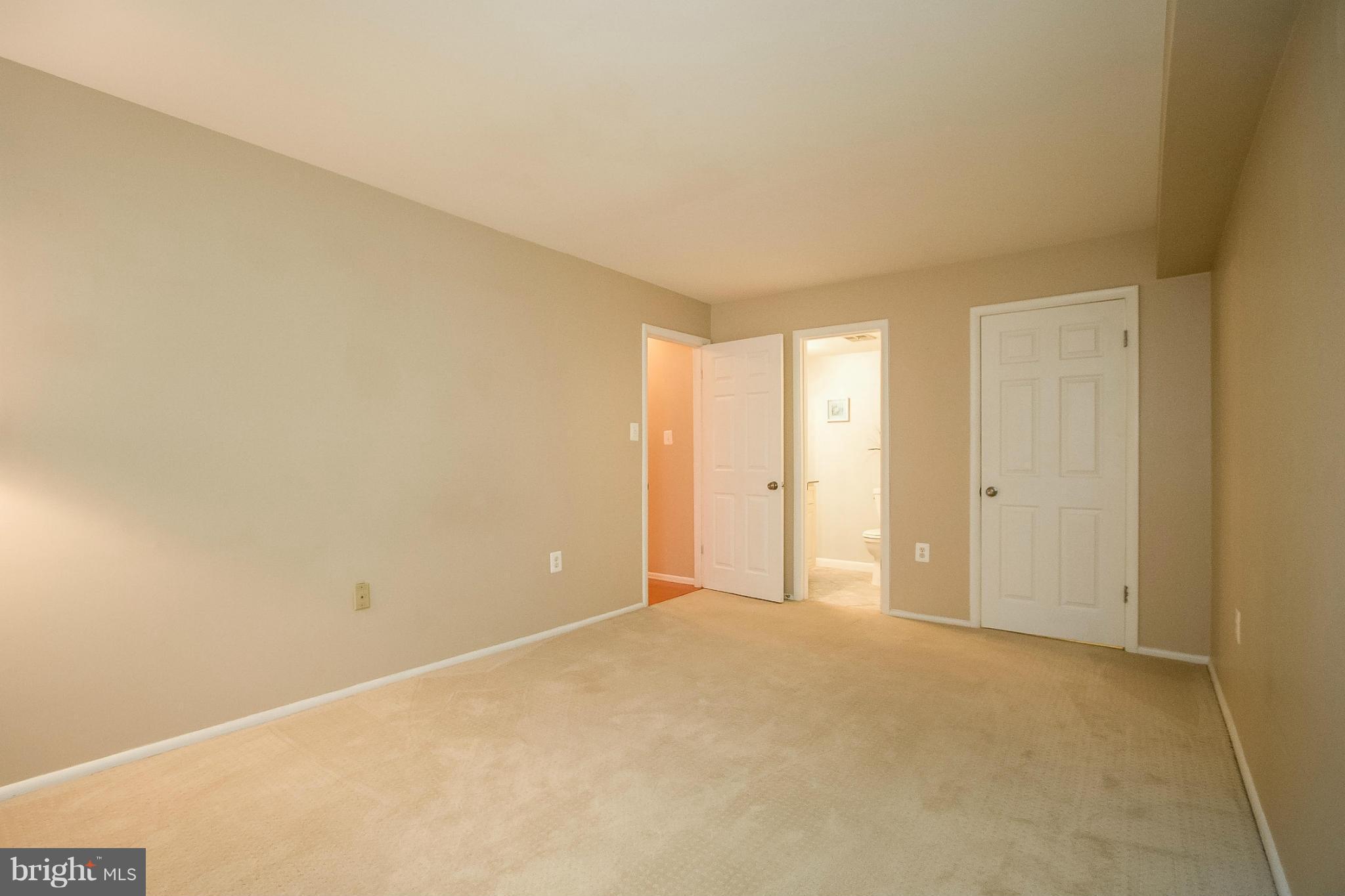 WOODBURN VILLAGE - Residential