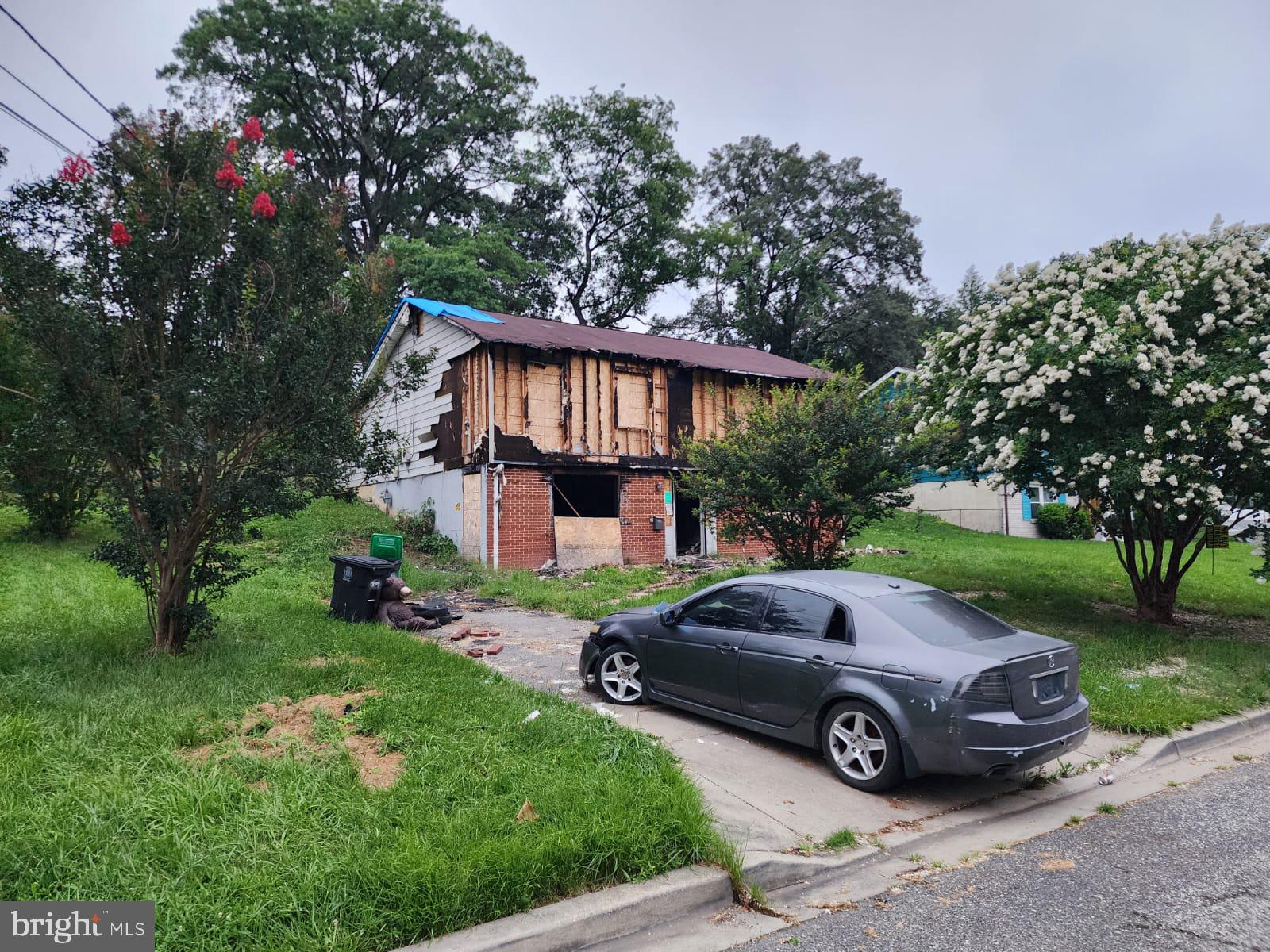 Investor special. Please do not try to go inside the house. It is NOT safe due to house was on fire and mostly burnt. It was a 1394 square foot, 2.5 bathroom, single-family house in a very nice neighborhood. Lot size 10,118 sqft. Great investment opportunity!
