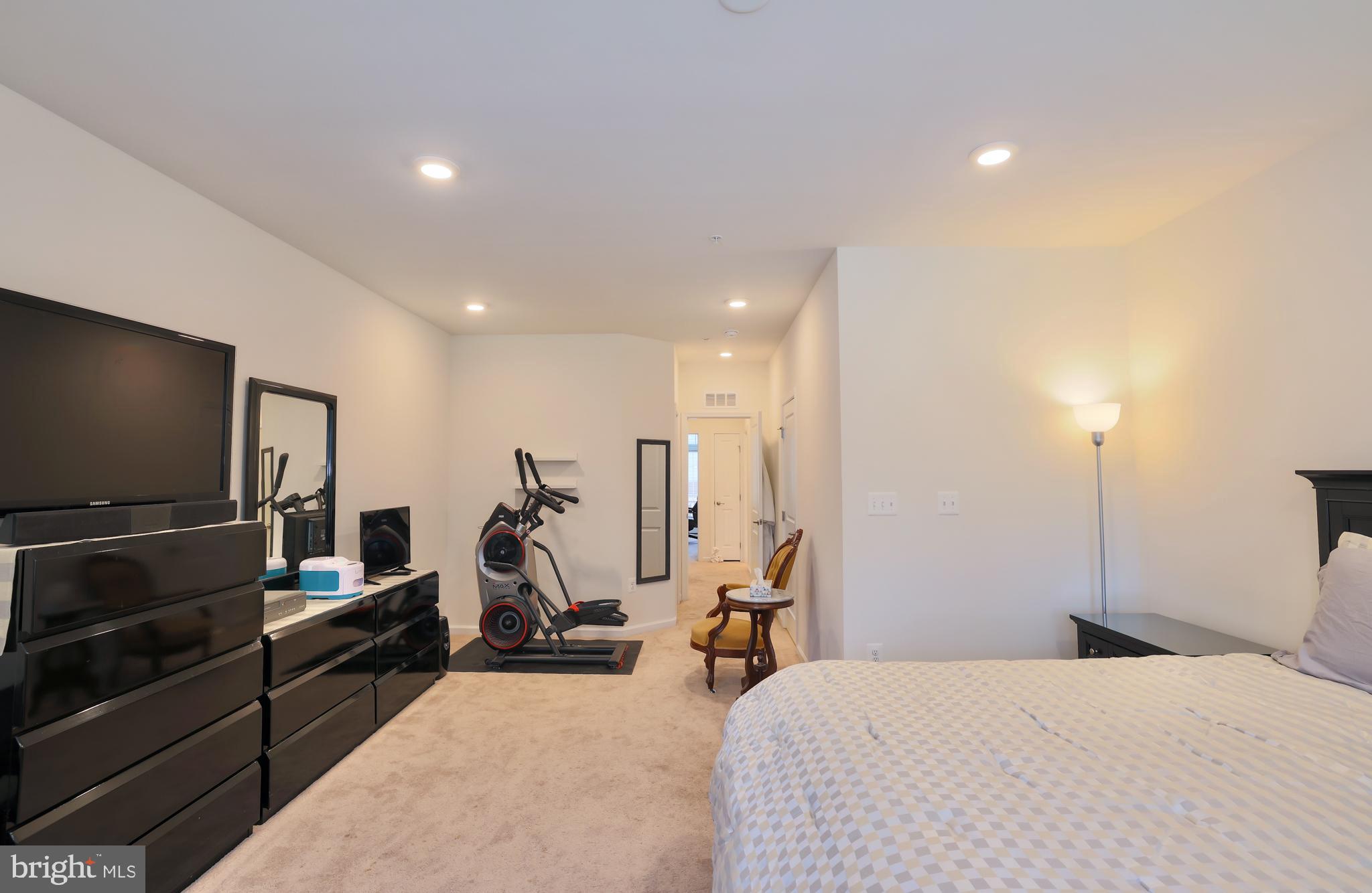 GREENBELT STATION - Residential