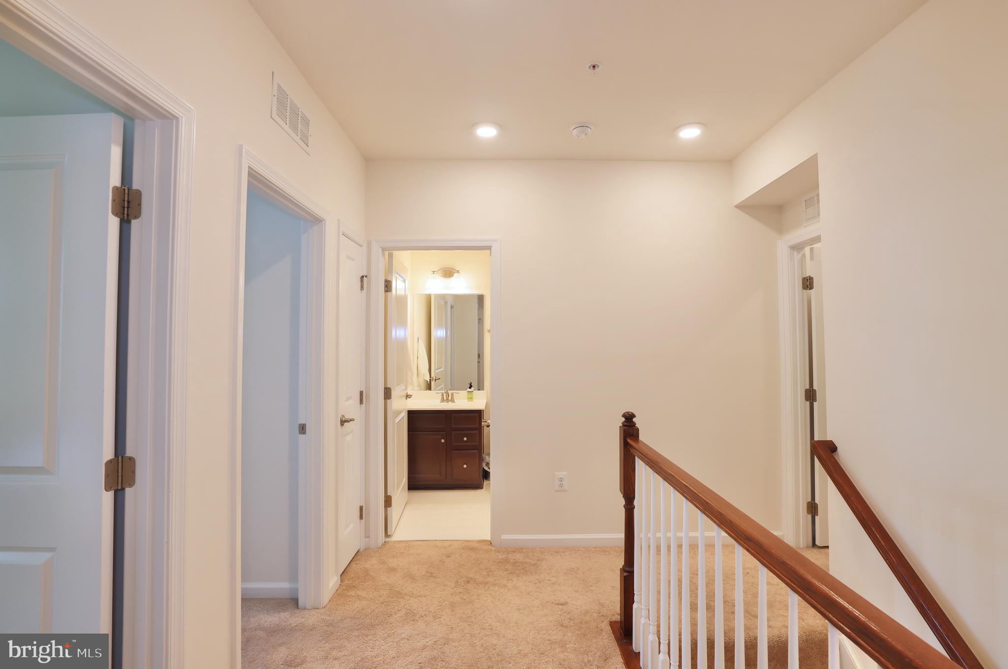 GREENBELT STATION - Residential