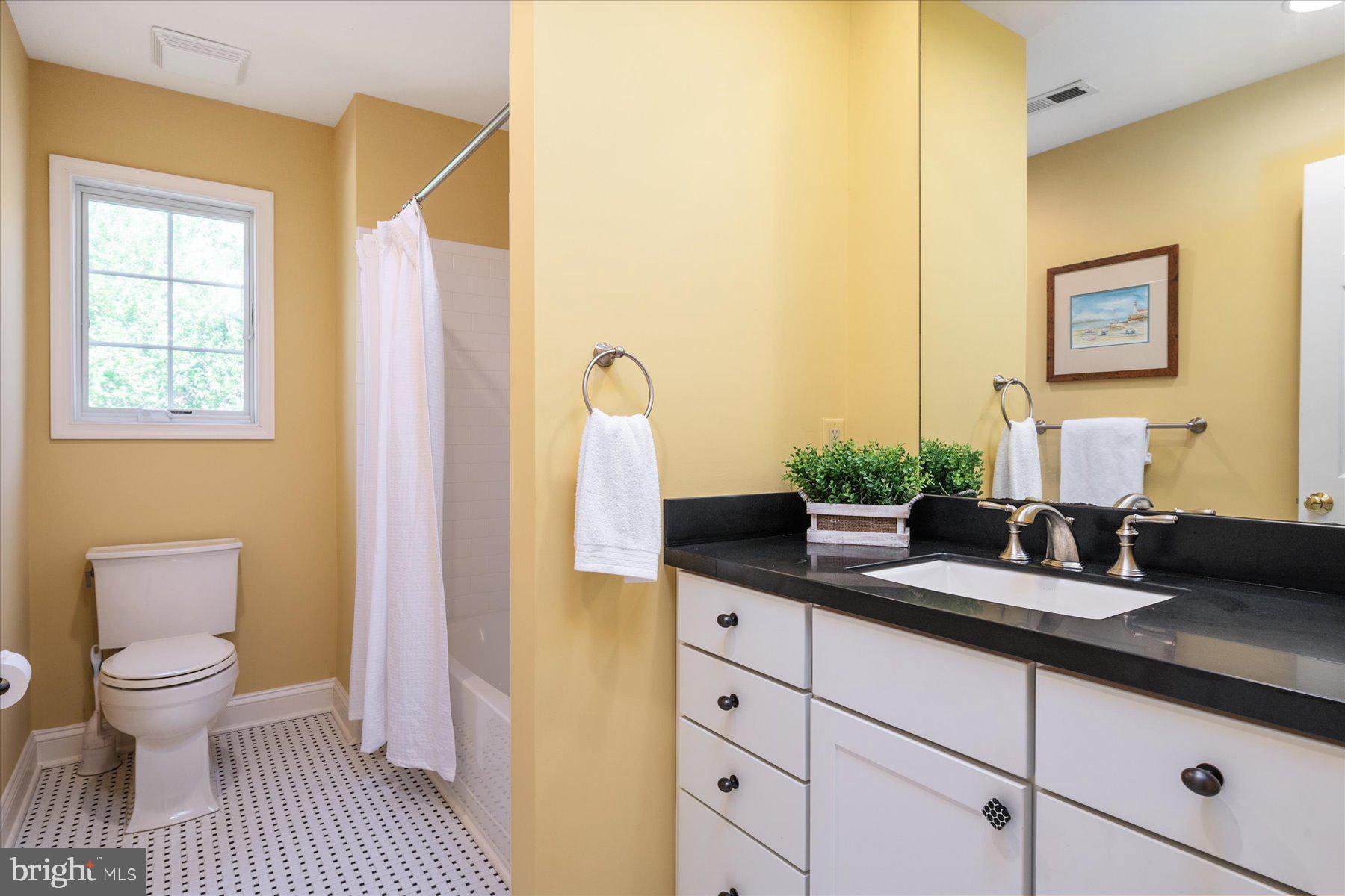 HOLLY POINT - Residential