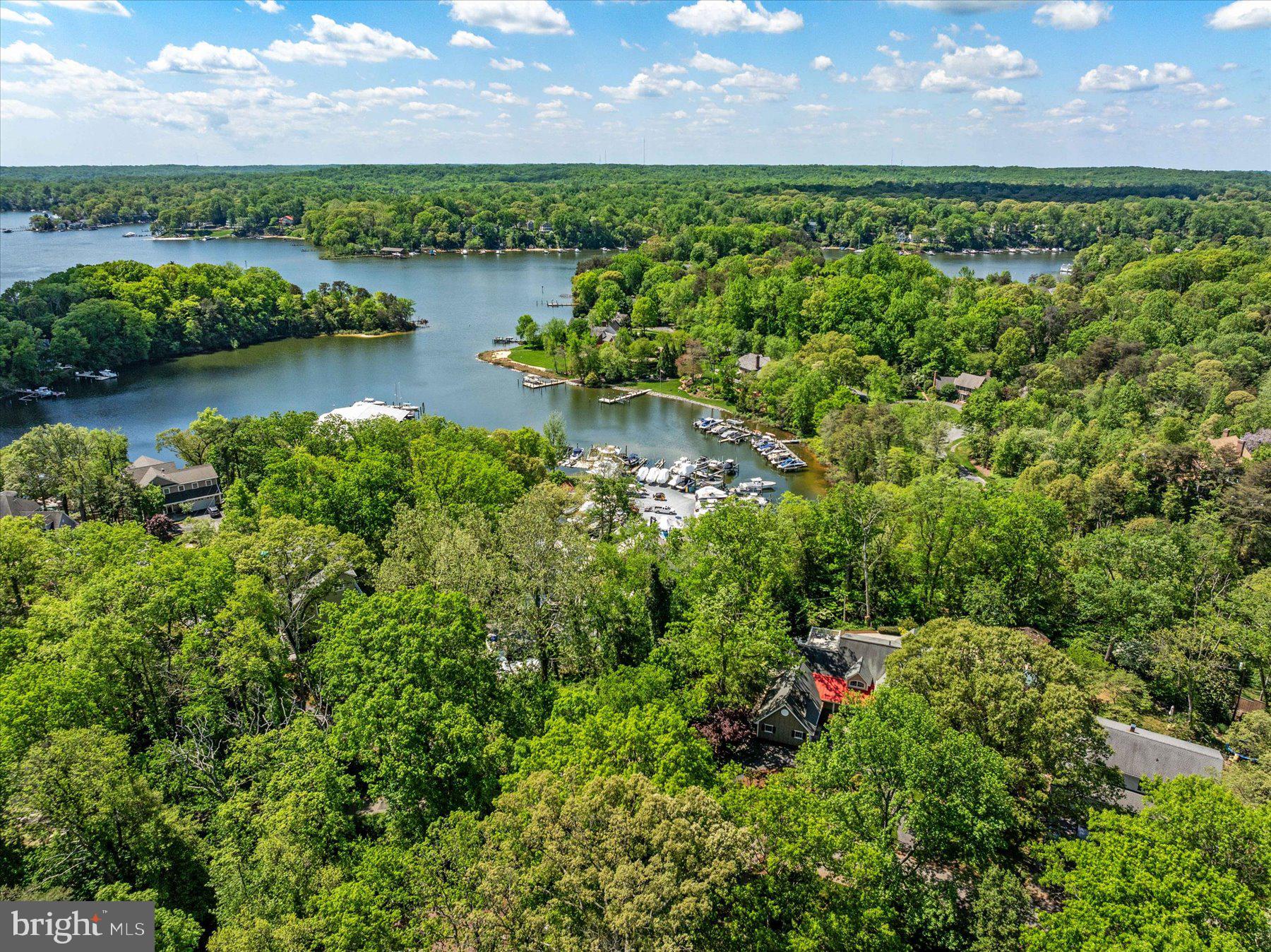 HOLLY POINT - Residential