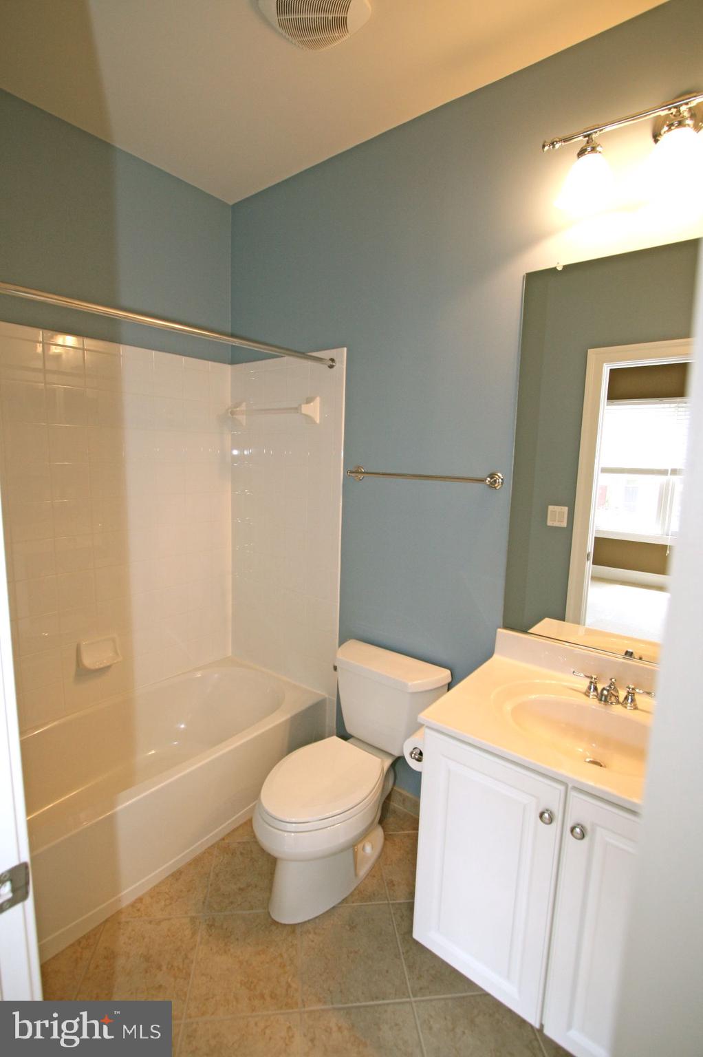 RIVER CREEK - Residential Lease