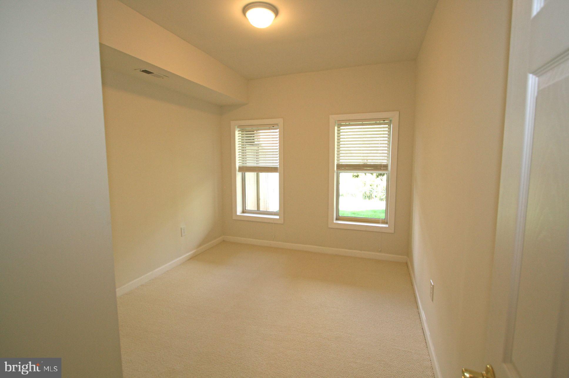 RIVER CREEK - Residential Lease