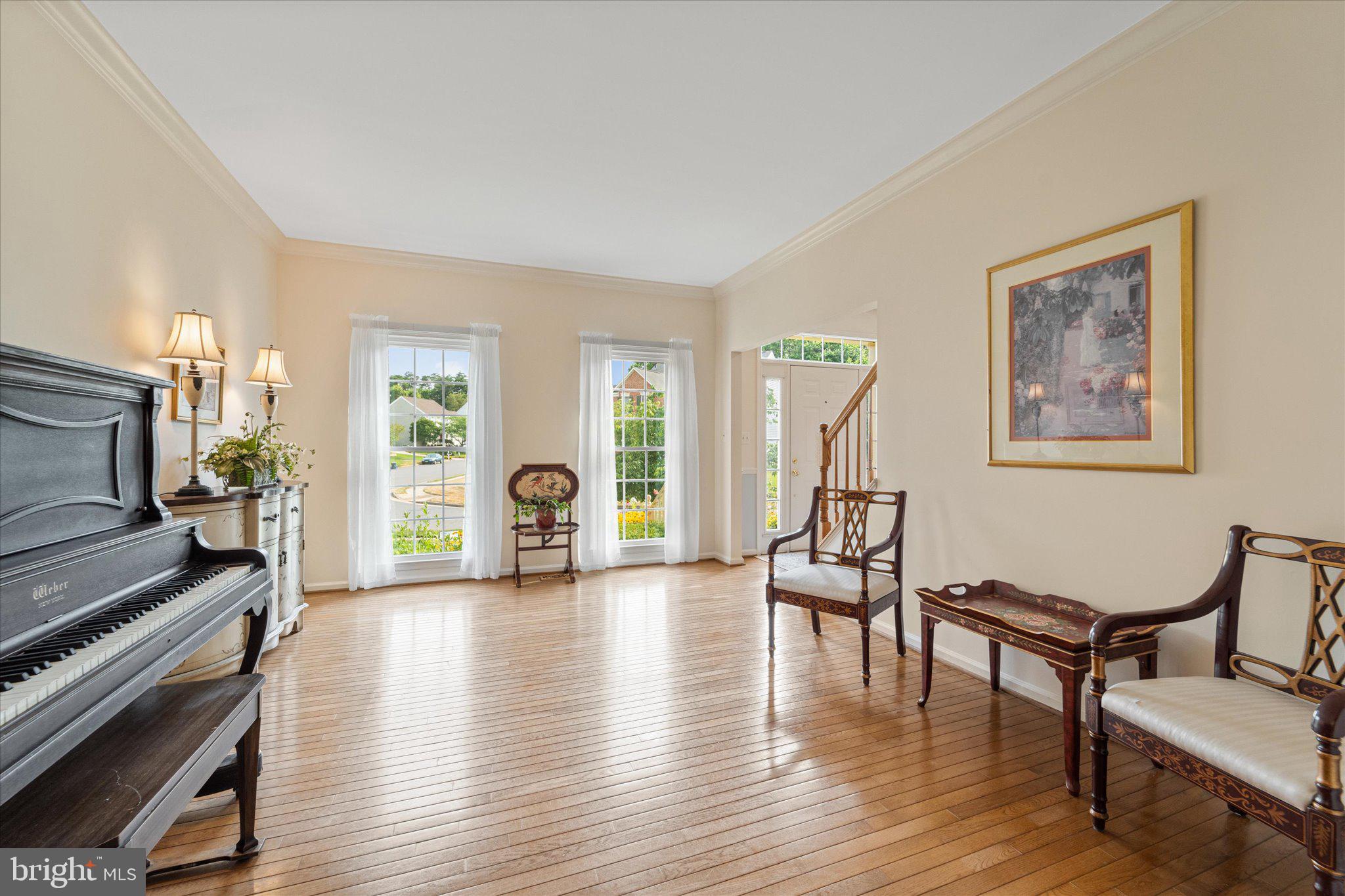 HAWTHORNE FOREST - Residential