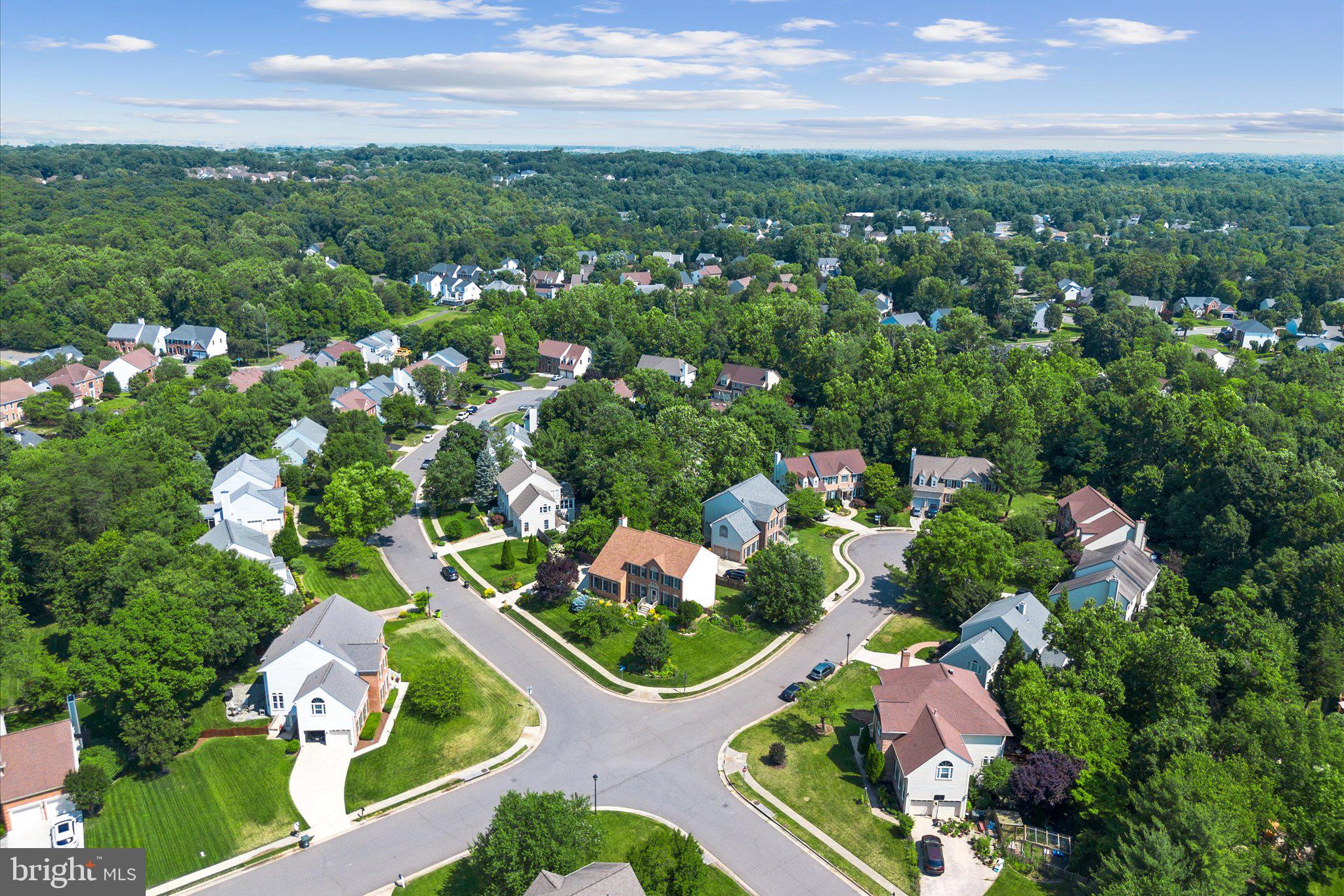 HAWTHORNE FOREST - Residential