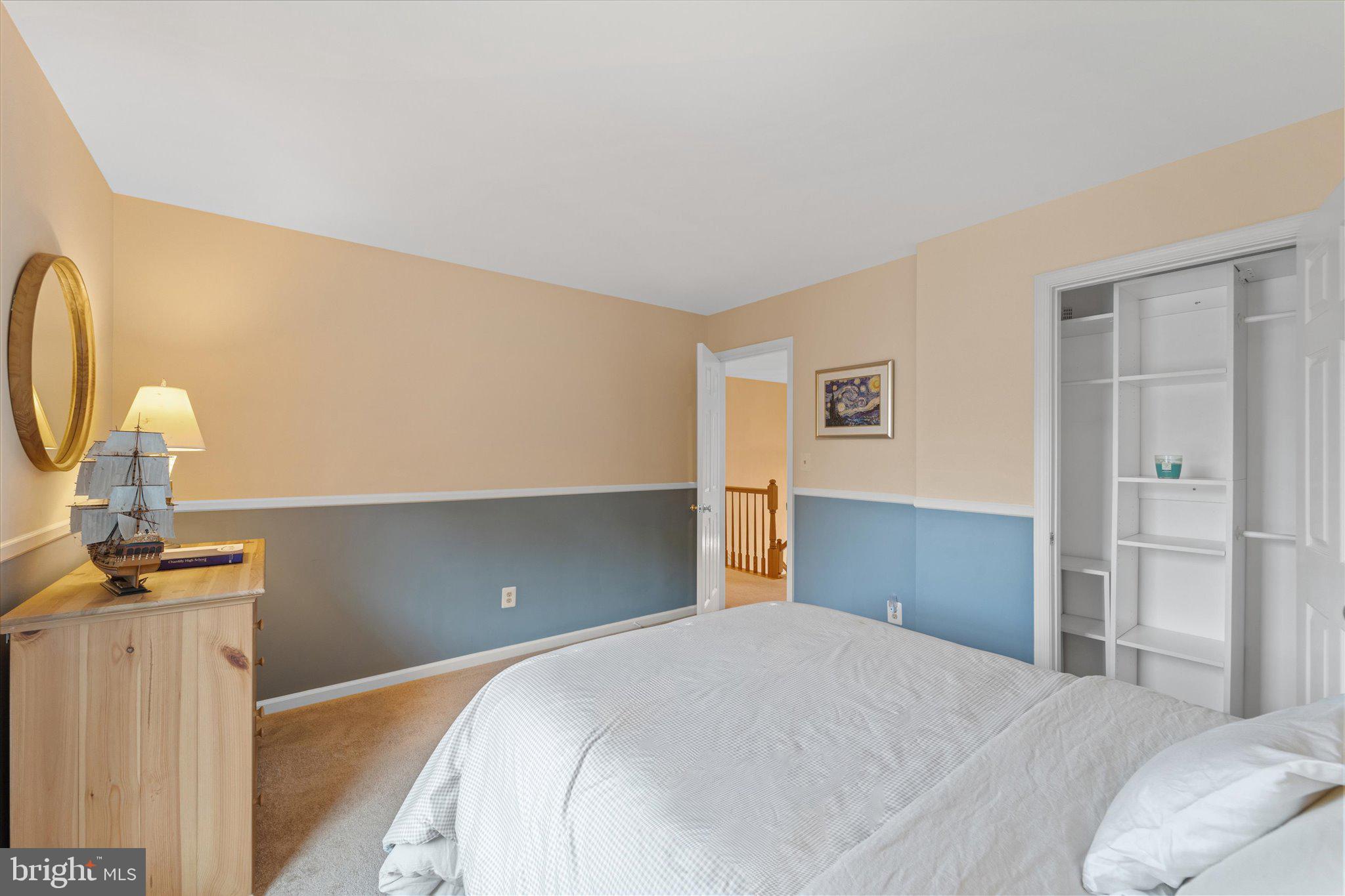 HAWTHORNE FOREST - Residential