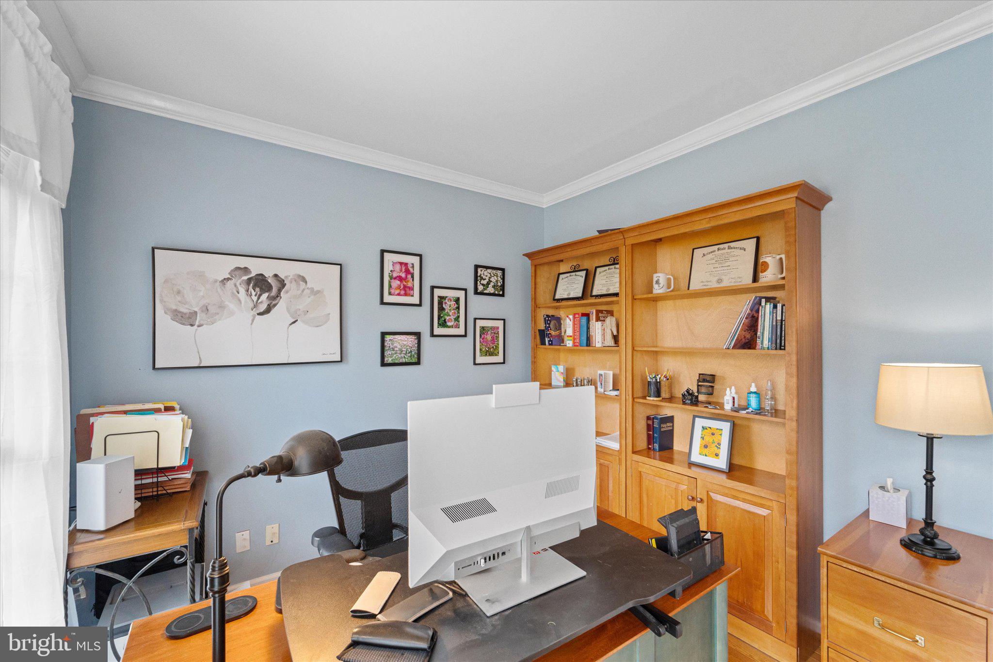 HAWTHORNE FOREST - Residential