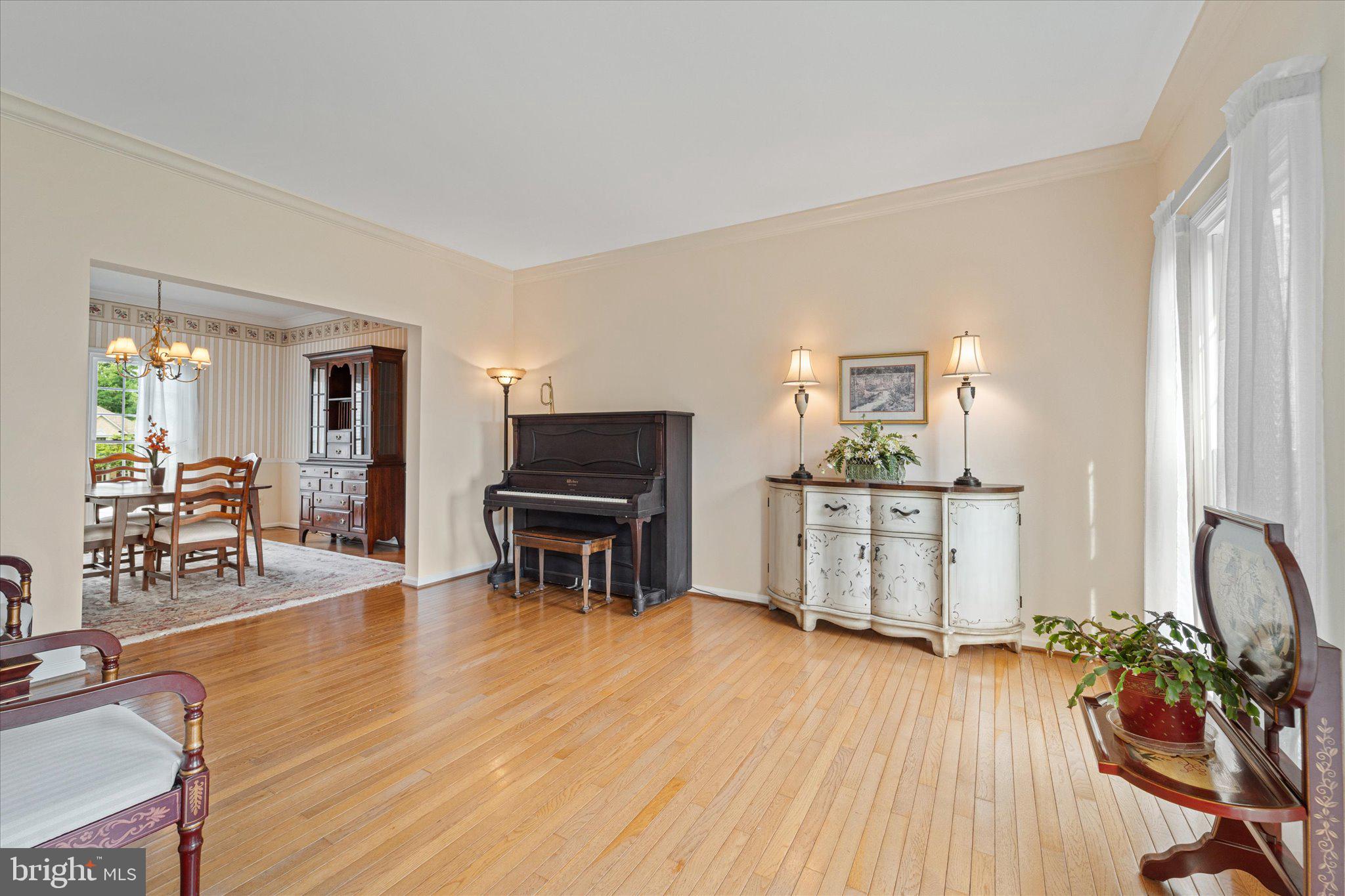 HAWTHORNE FOREST - Residential