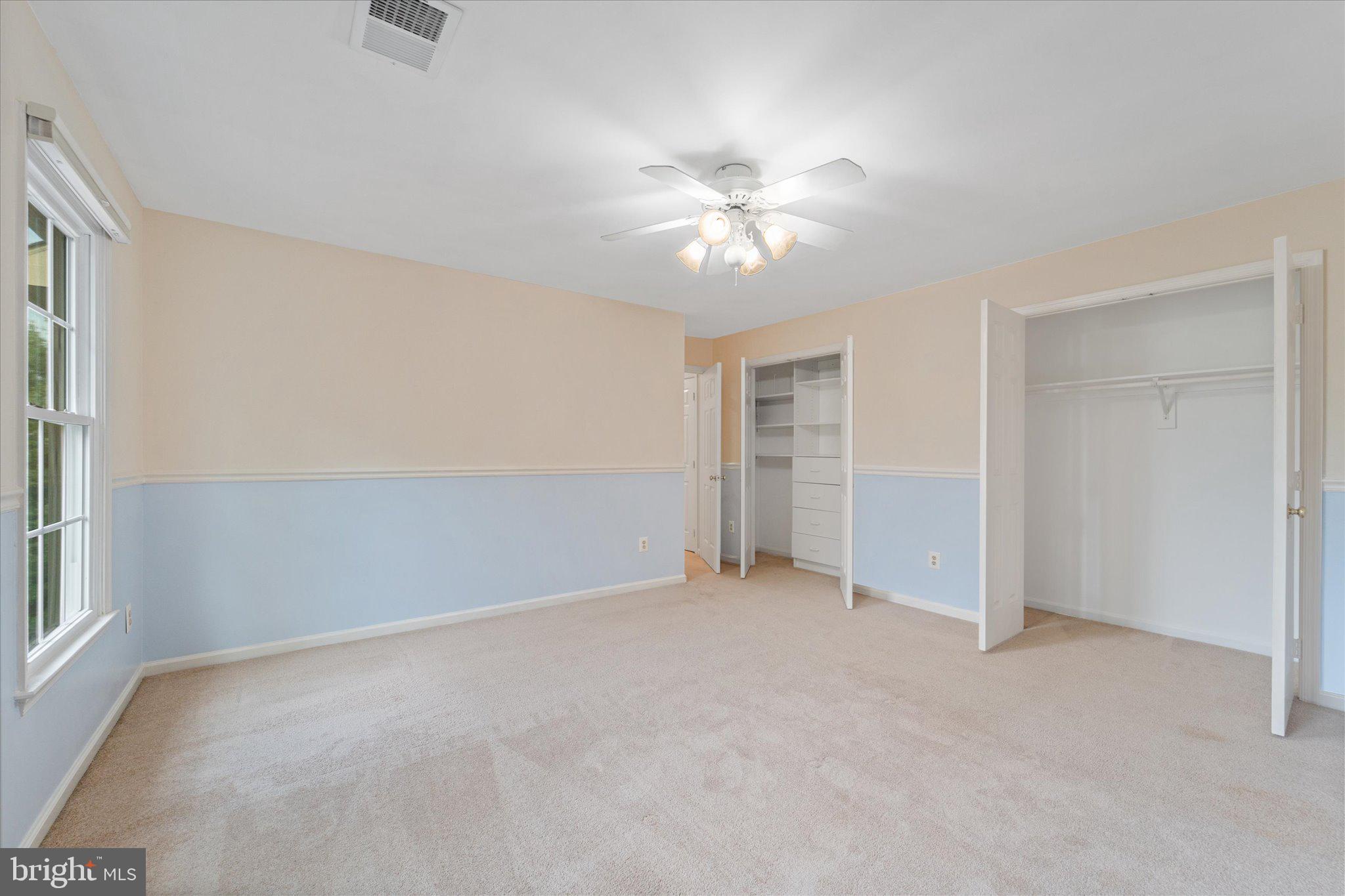 HAWTHORNE FOREST - Residential