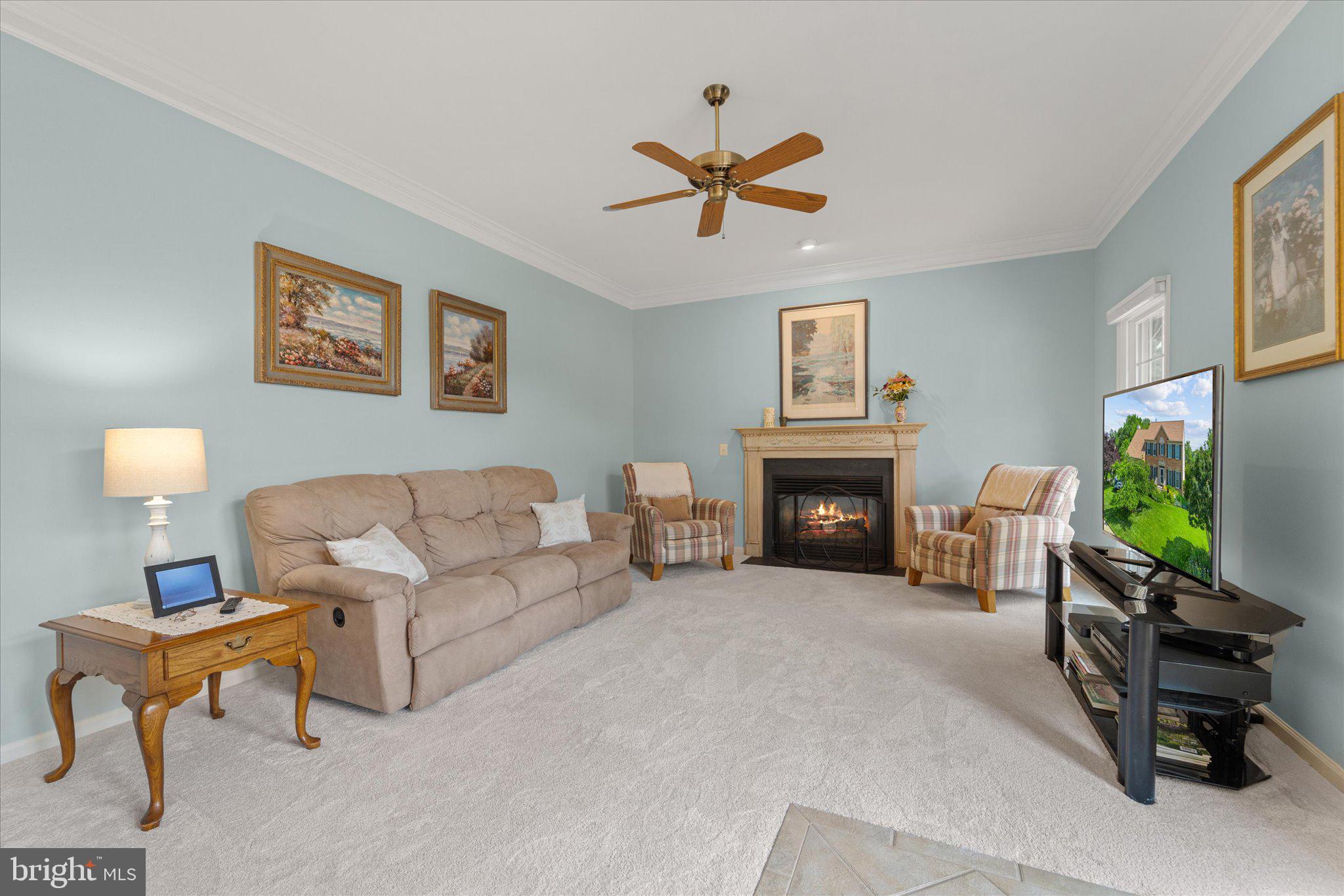 HAWTHORNE FOREST - Residential