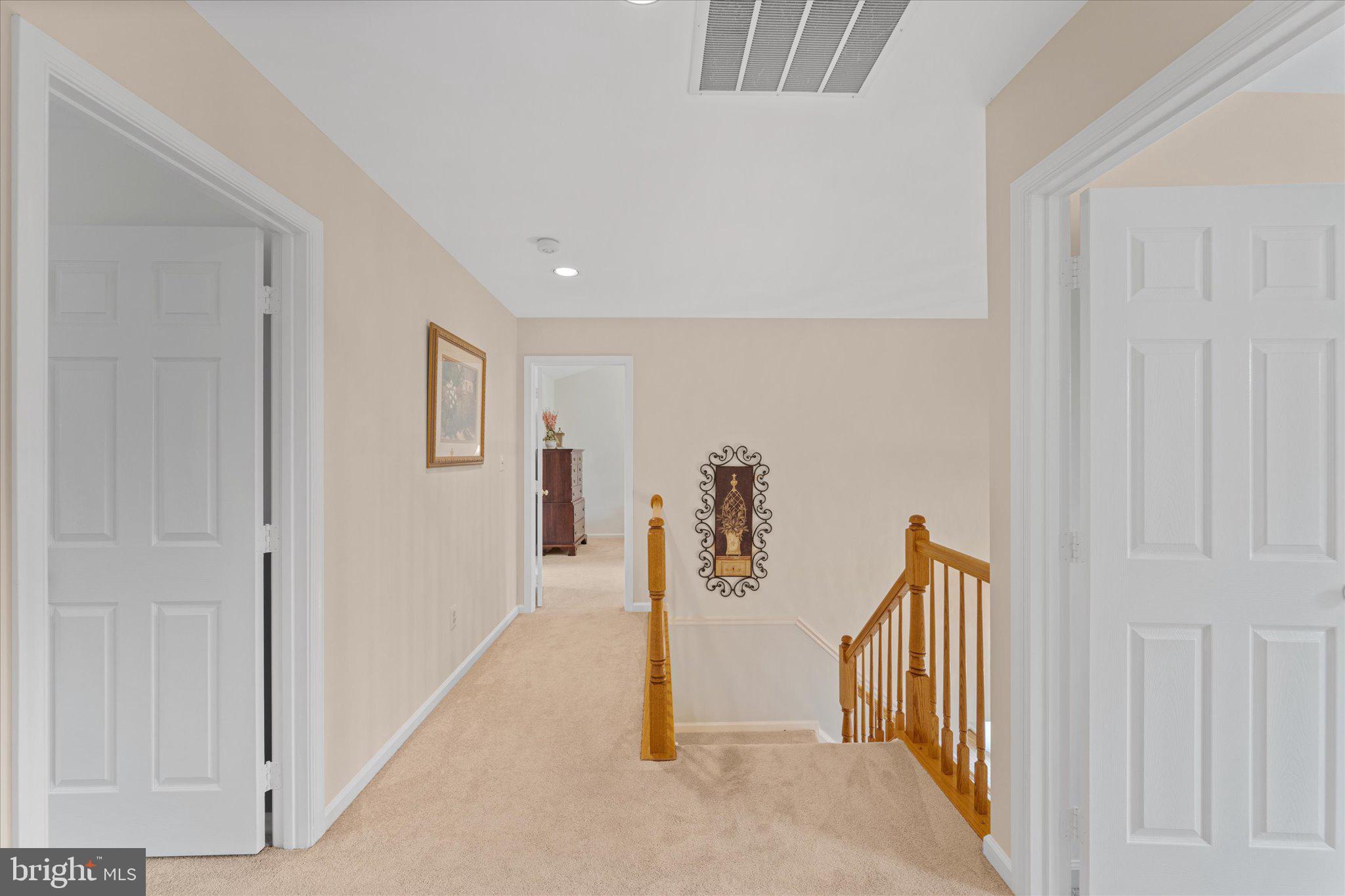 HAWTHORNE FOREST - Residential