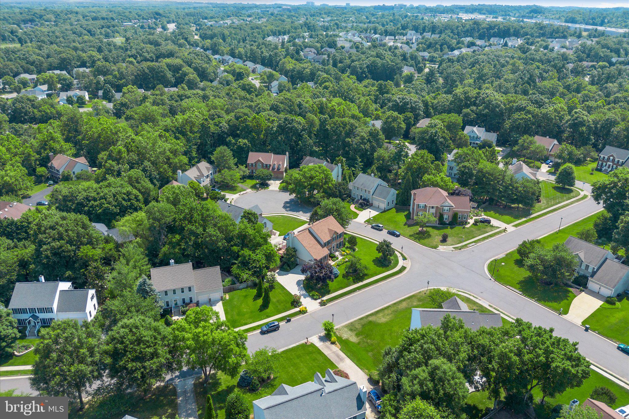 HAWTHORNE FOREST - Residential