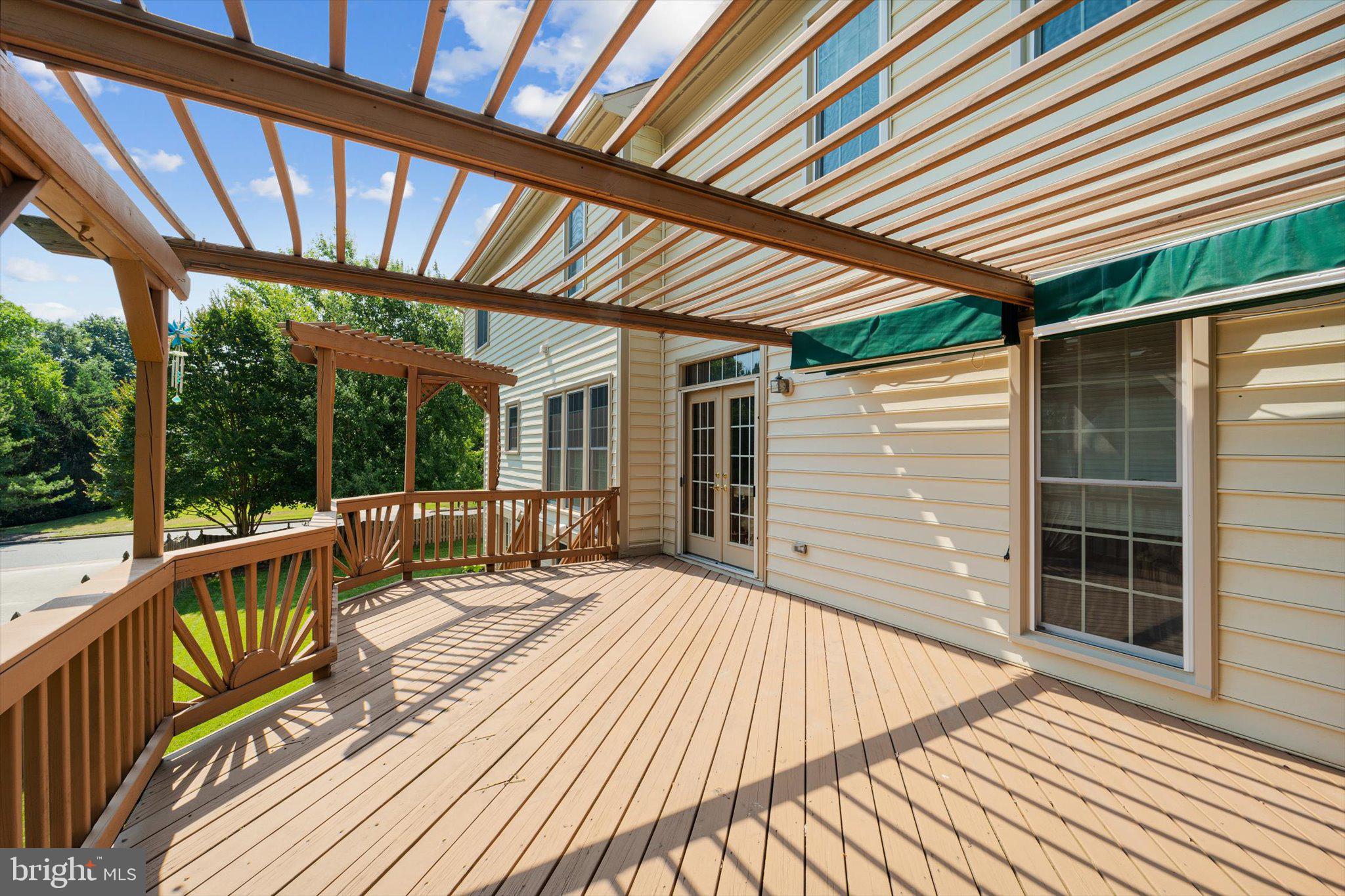 HAWTHORNE FOREST - Residential