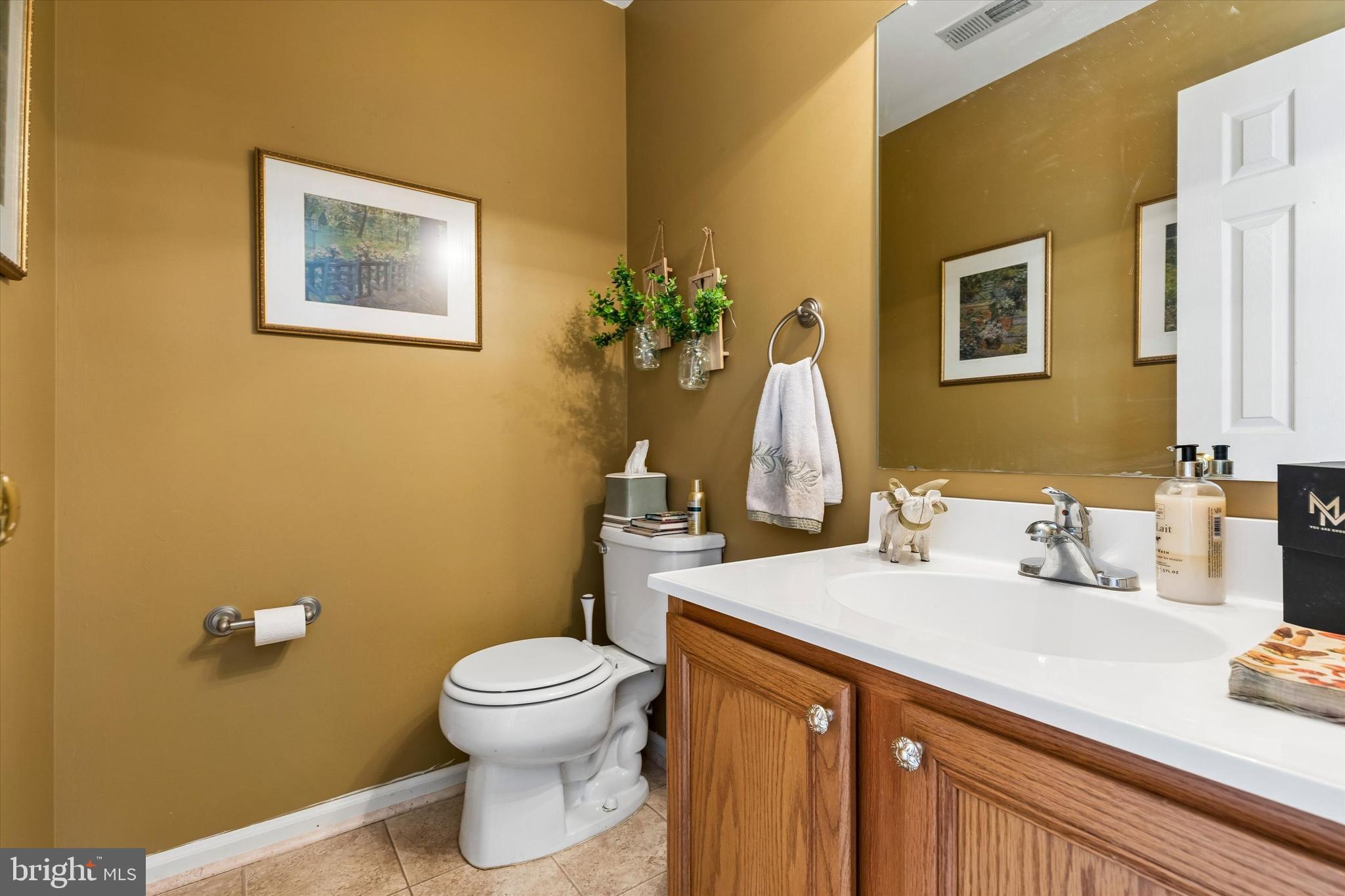 THORNHILL - Residential