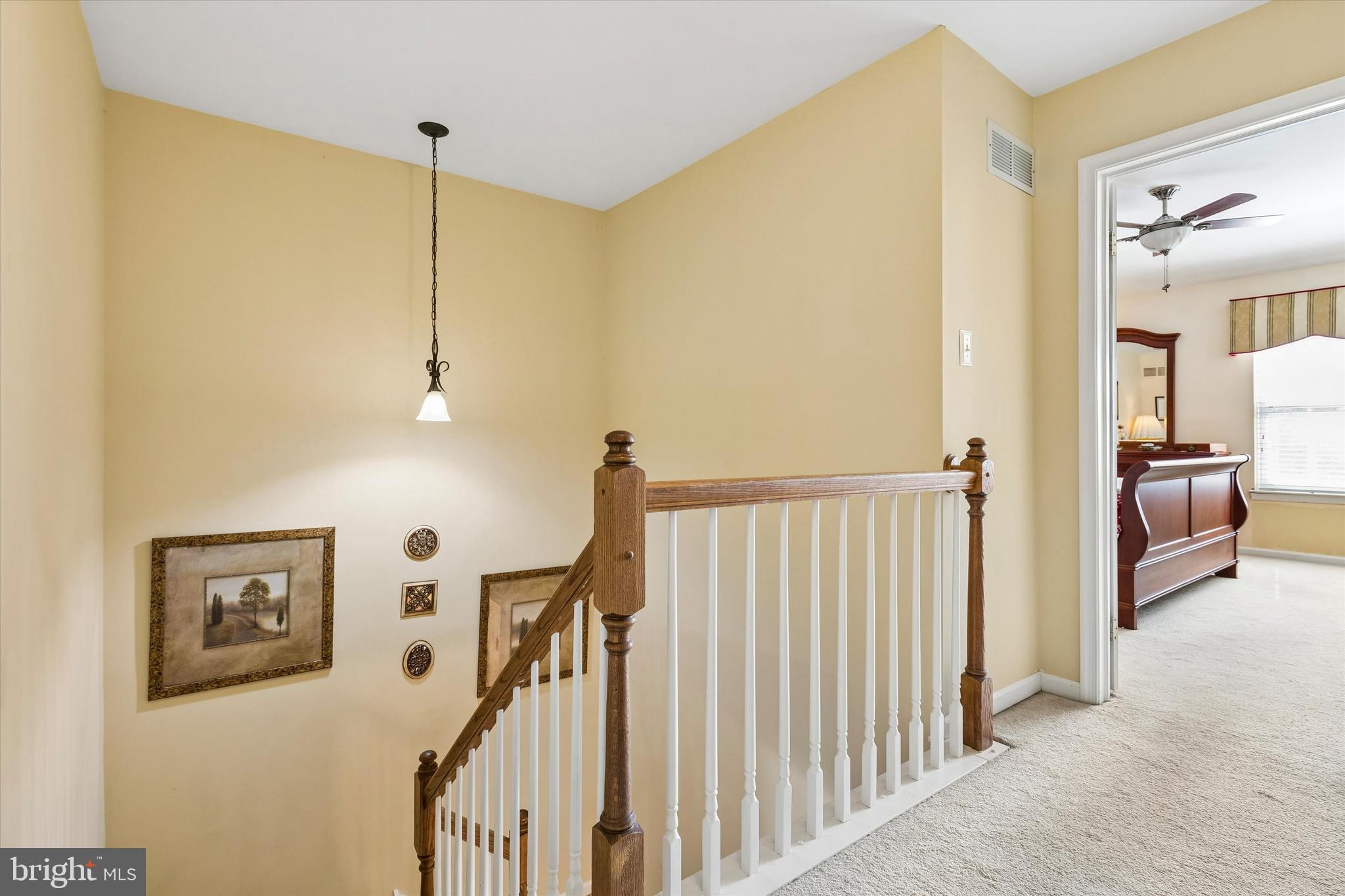 THORNHILL - Residential