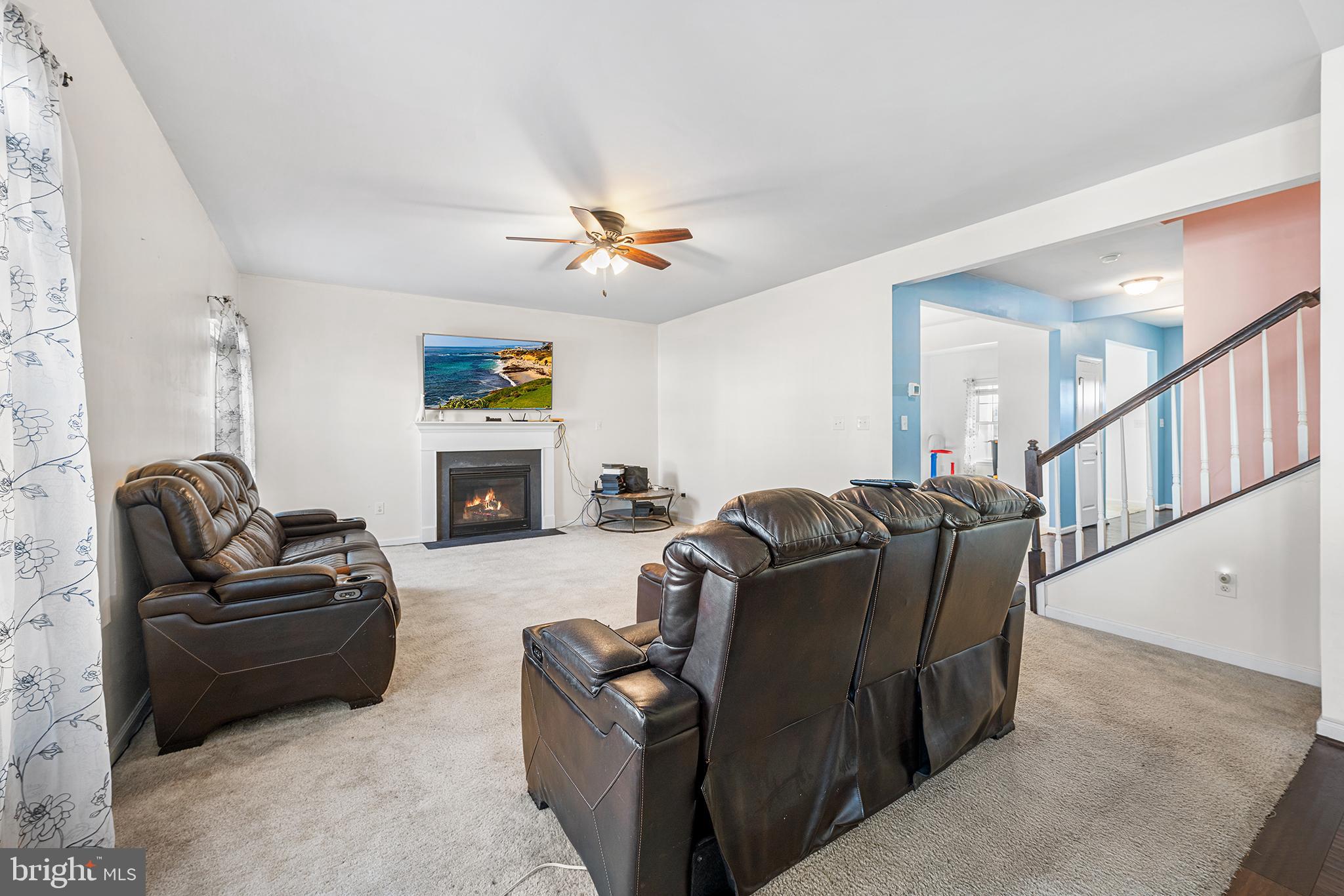 199 LOGANBERRY TERRACE