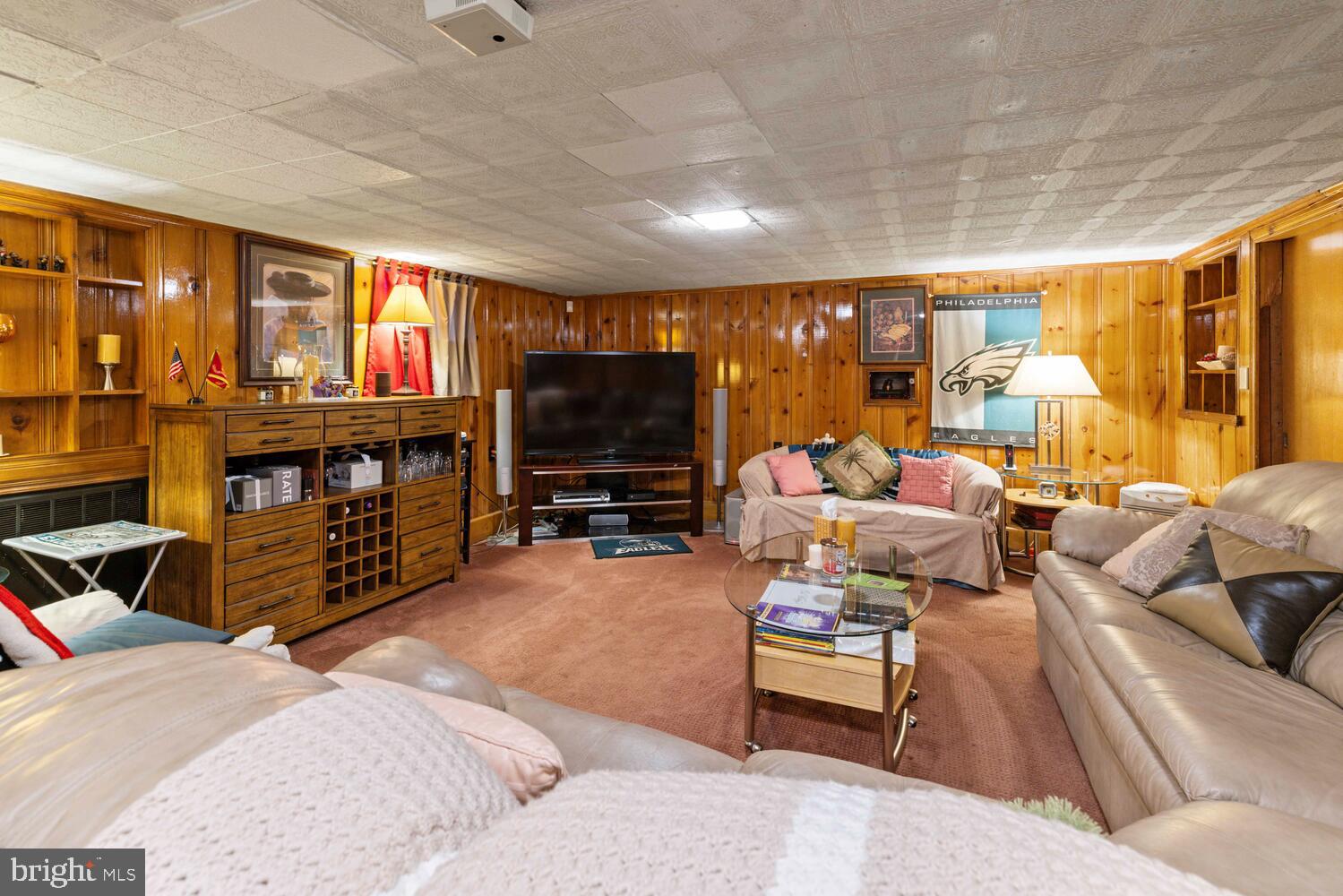 CHELTENHAM - Residential