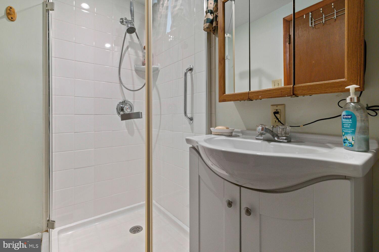 CHELTENHAM - Residential