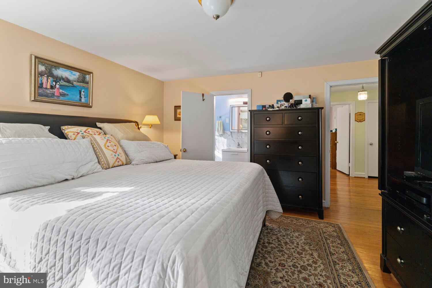 CHELTENHAM - Residential