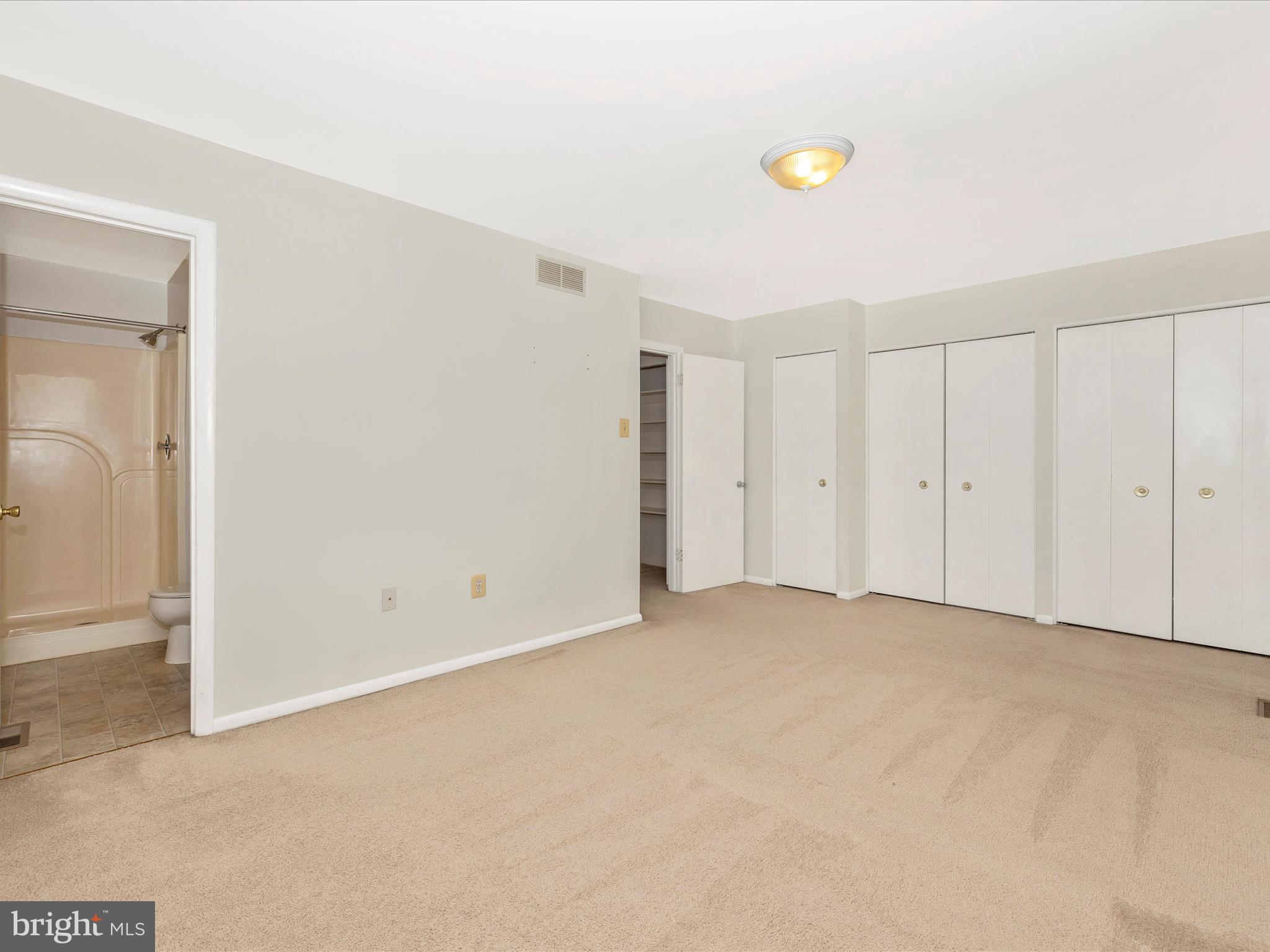 MOUNTAIN VILLAGE - Residential