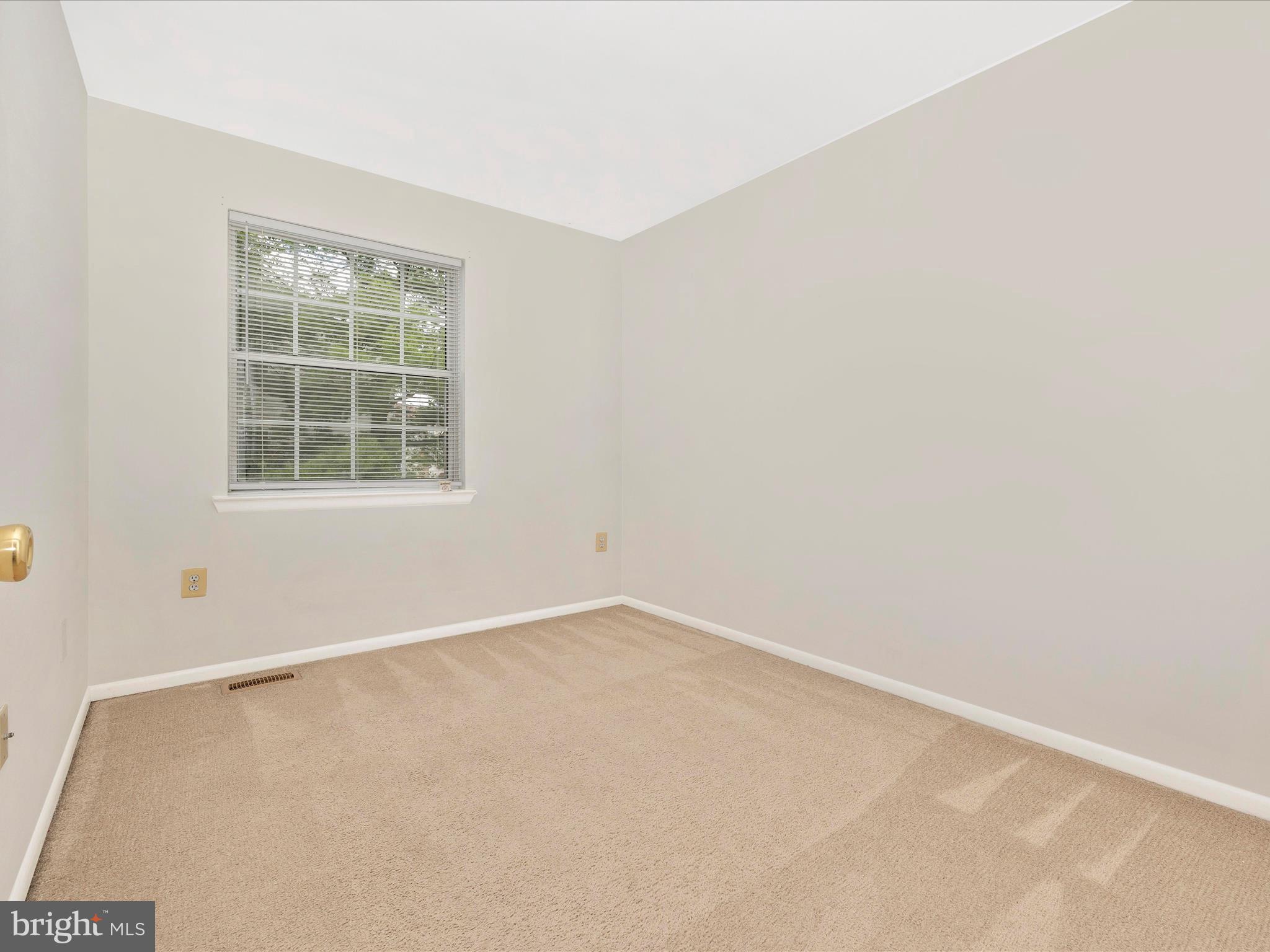 MOUNTAIN VILLAGE - Residential