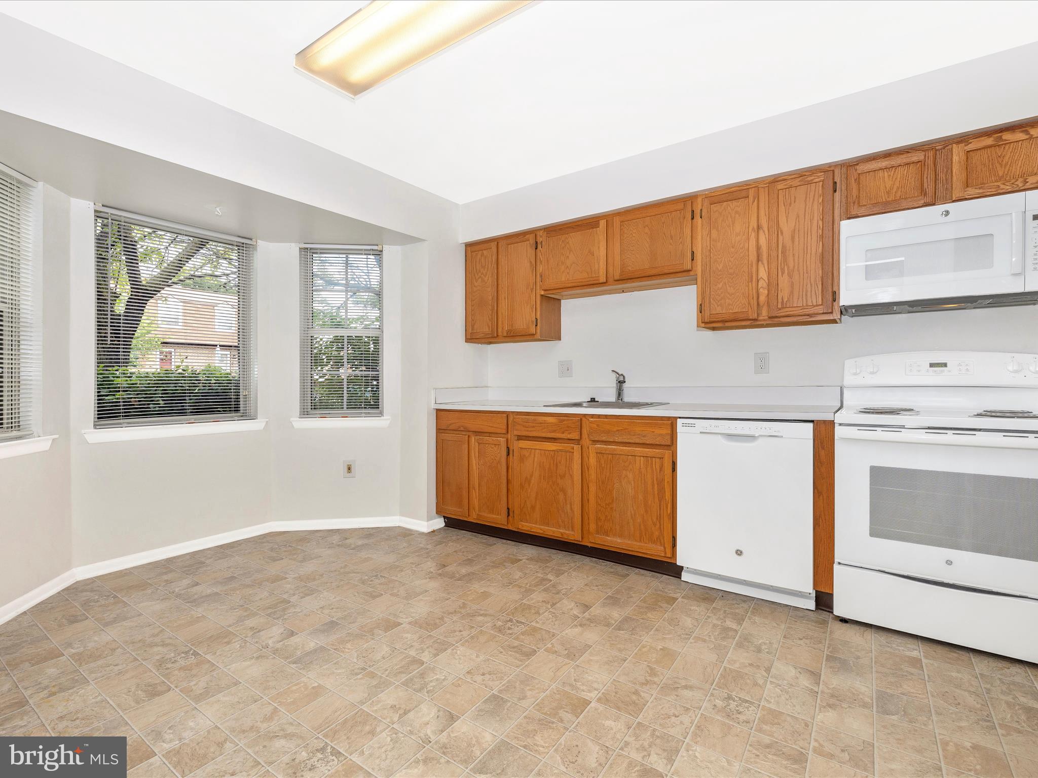 MOUNTAIN VILLAGE - Residential